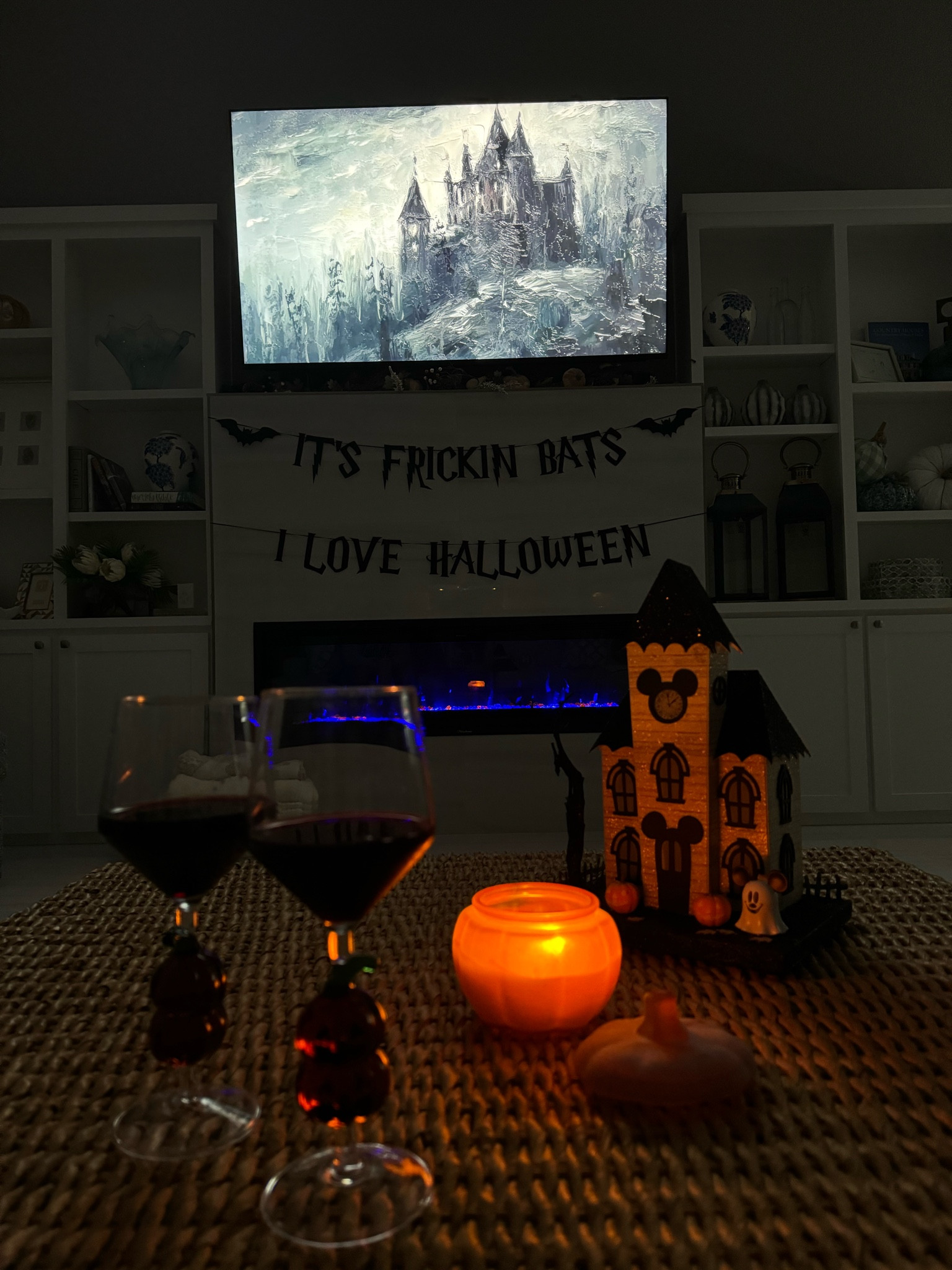 Spooky date night 👻🎃

#LTKFamily #LTKHalloween #LTKSeasonal