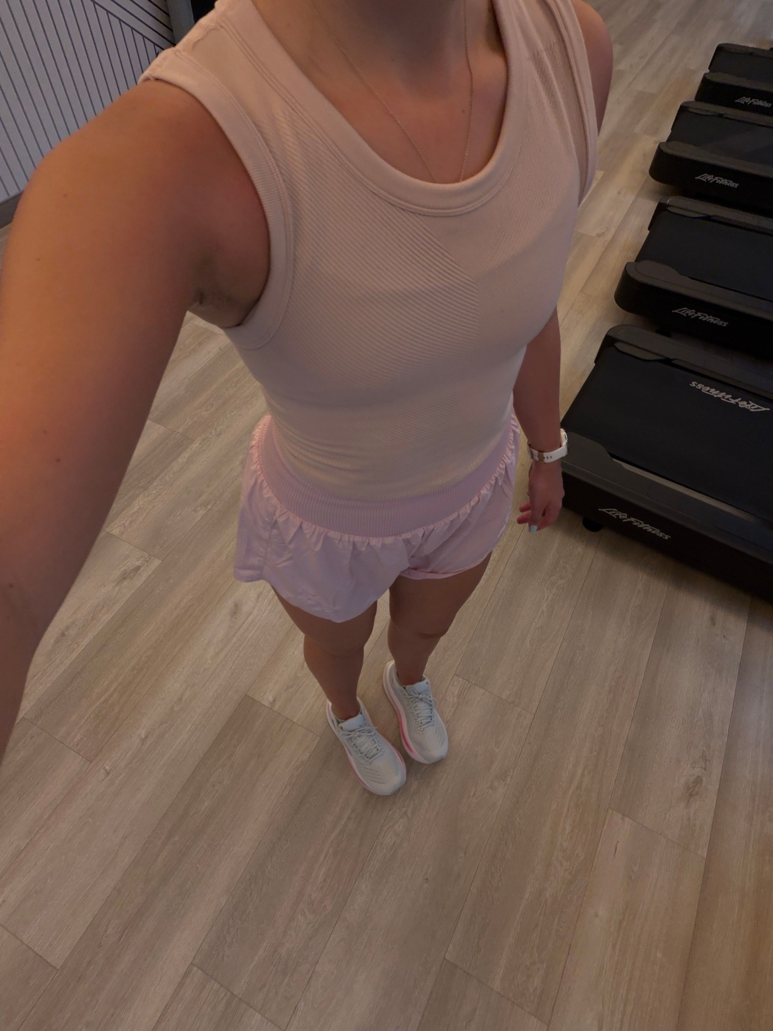 run fit ⭐️⭐️🤳🏽

#LTKActive #LTKfitnessgoals #LTKootd