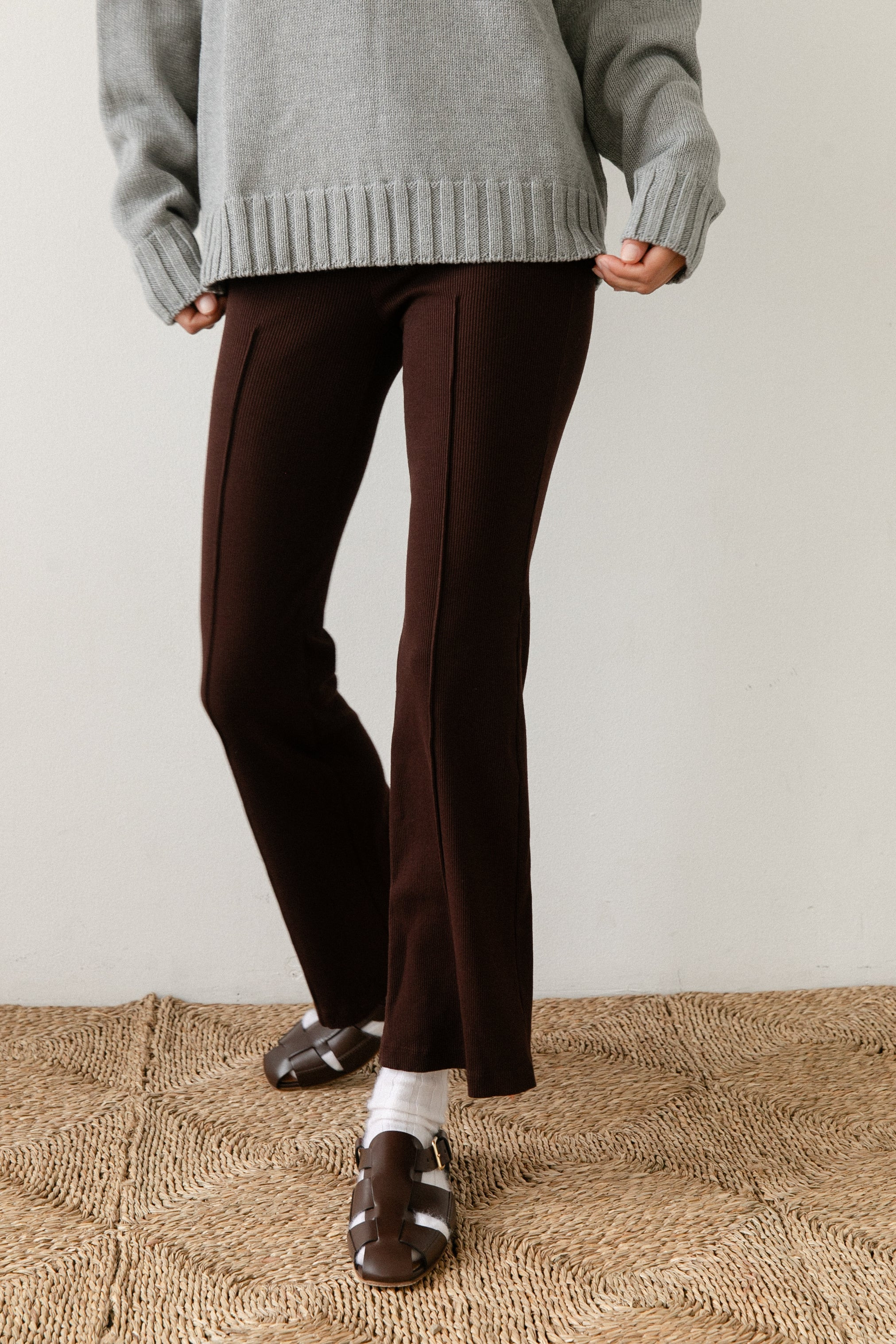 The Rib Kick Flare | DONNI.