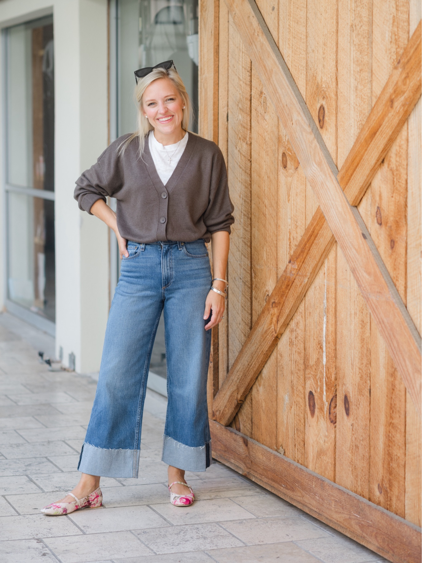 There’s still plenty of time to stock up on the @saks Friends and Family 25% off sale!! There are so many amazing cozy, fall, looks that you won’t want to miss. 
#saks #sakspartner 

#LTKSaleAlert #LTKFallSale