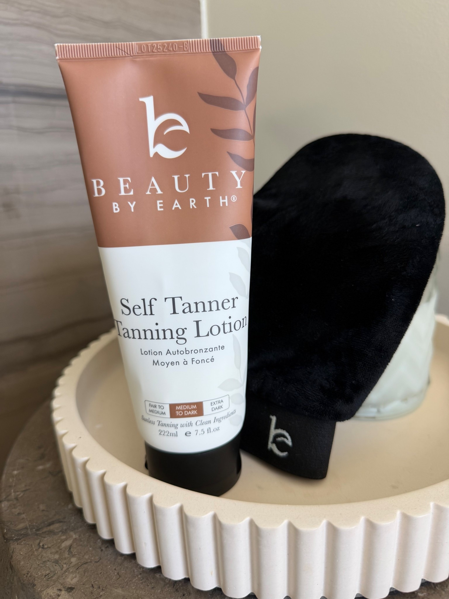 Get the Glow, Lose the Junk 

For a long time, I thought 'self-tan' and 'clean ingredients' couldn't exist in the same sentence. Then I found @beautybyearth. Their tanning lotion is packed with organic ingredients that actually feed your skin while giving you that 'just back from the coast' look.



#tan #tanninglotion #glow #beautybyearth #self-tanner

#LTKdayinmylife #LTKBeauty #LTKselfcare