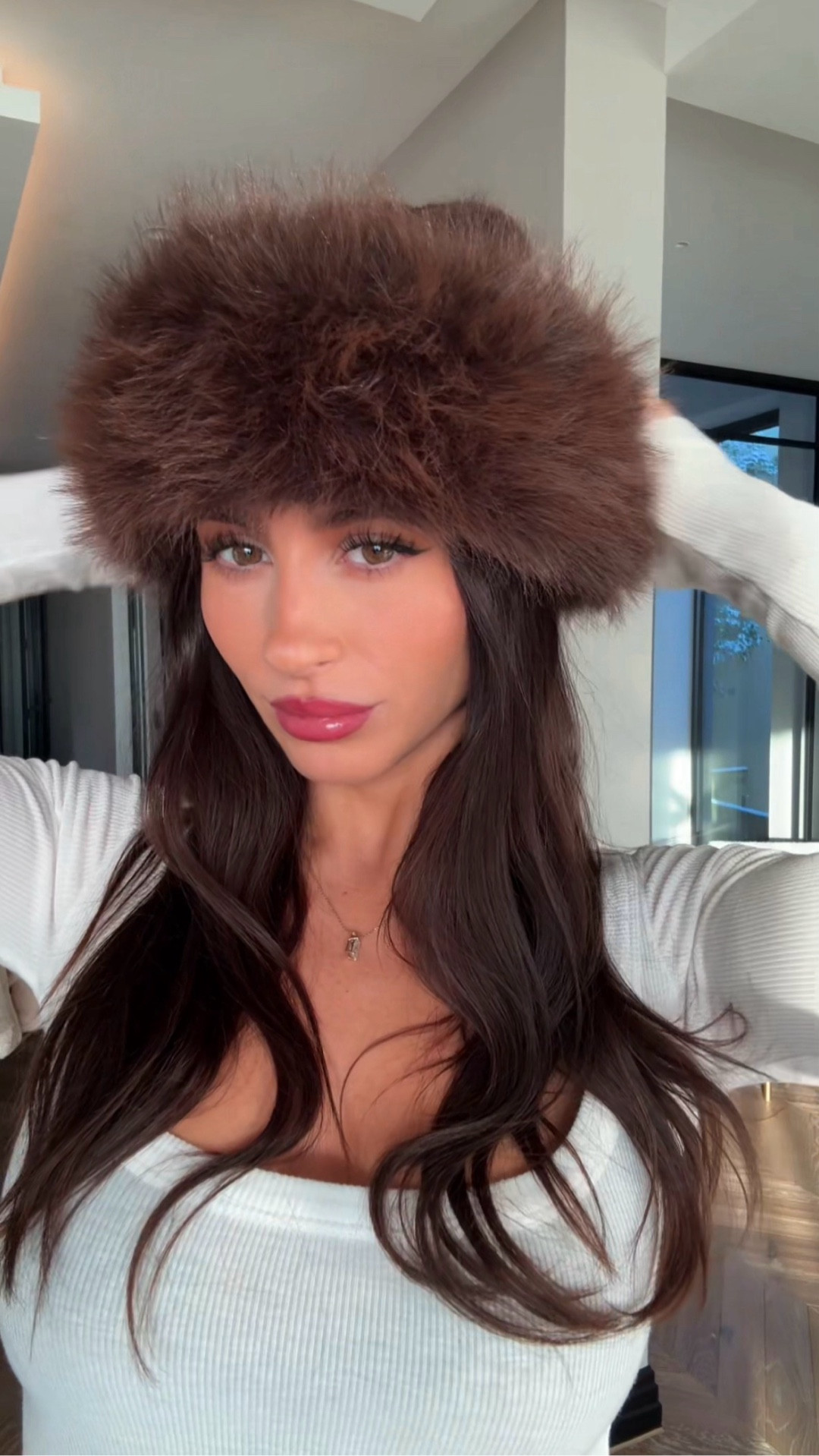 Winter accessories 🐻🤎

#LTKwinter #LTKbeauty