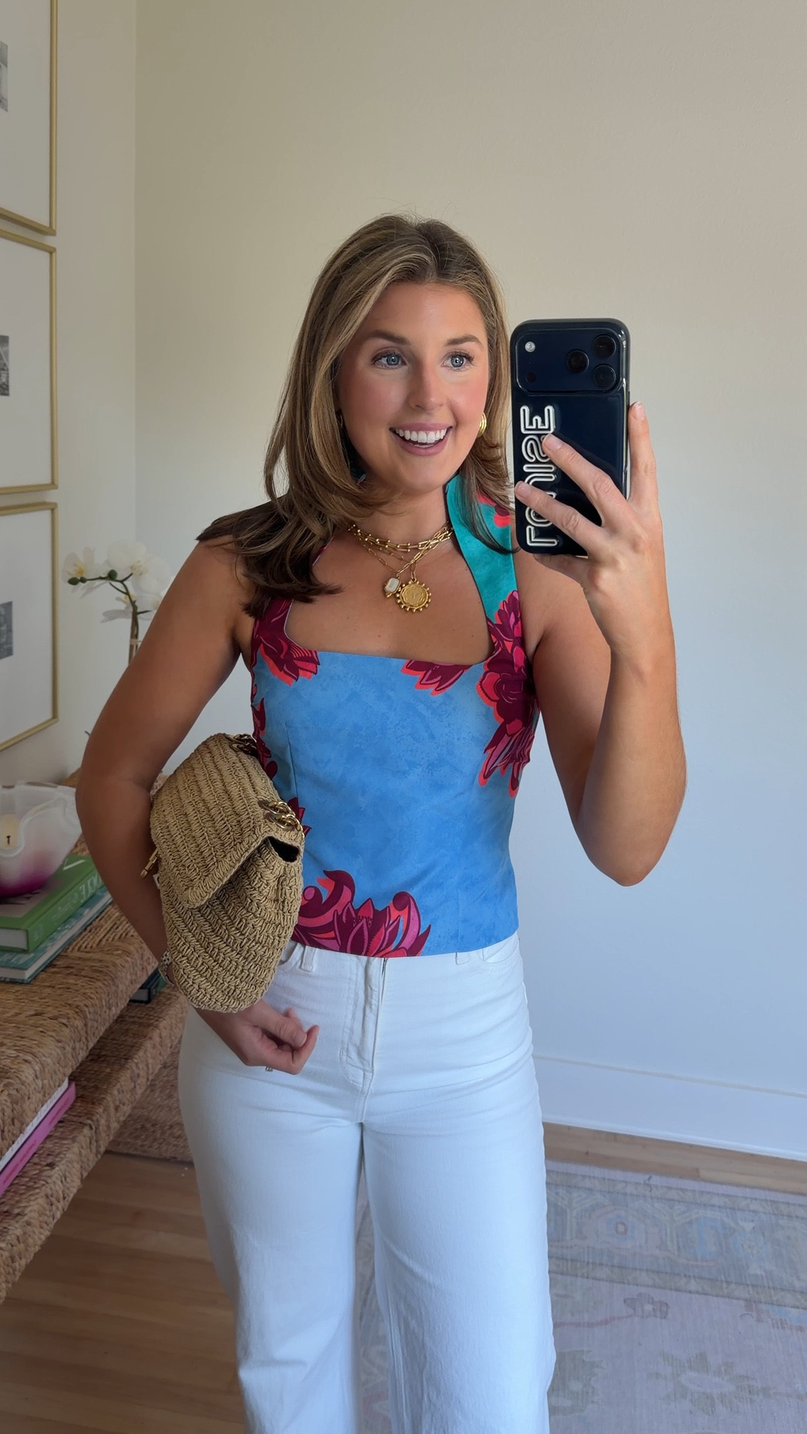 Summer date night outfit idea! Wearing an XS in top. Exact jeans are old, linked similar!