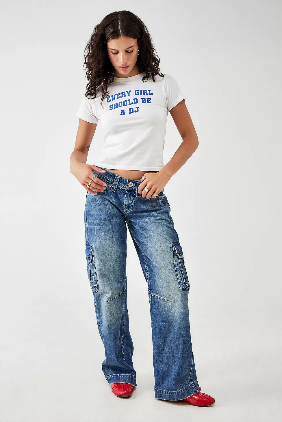 BDG Kayla Lowrider Cargo Jeans | Urban Outfitters UK