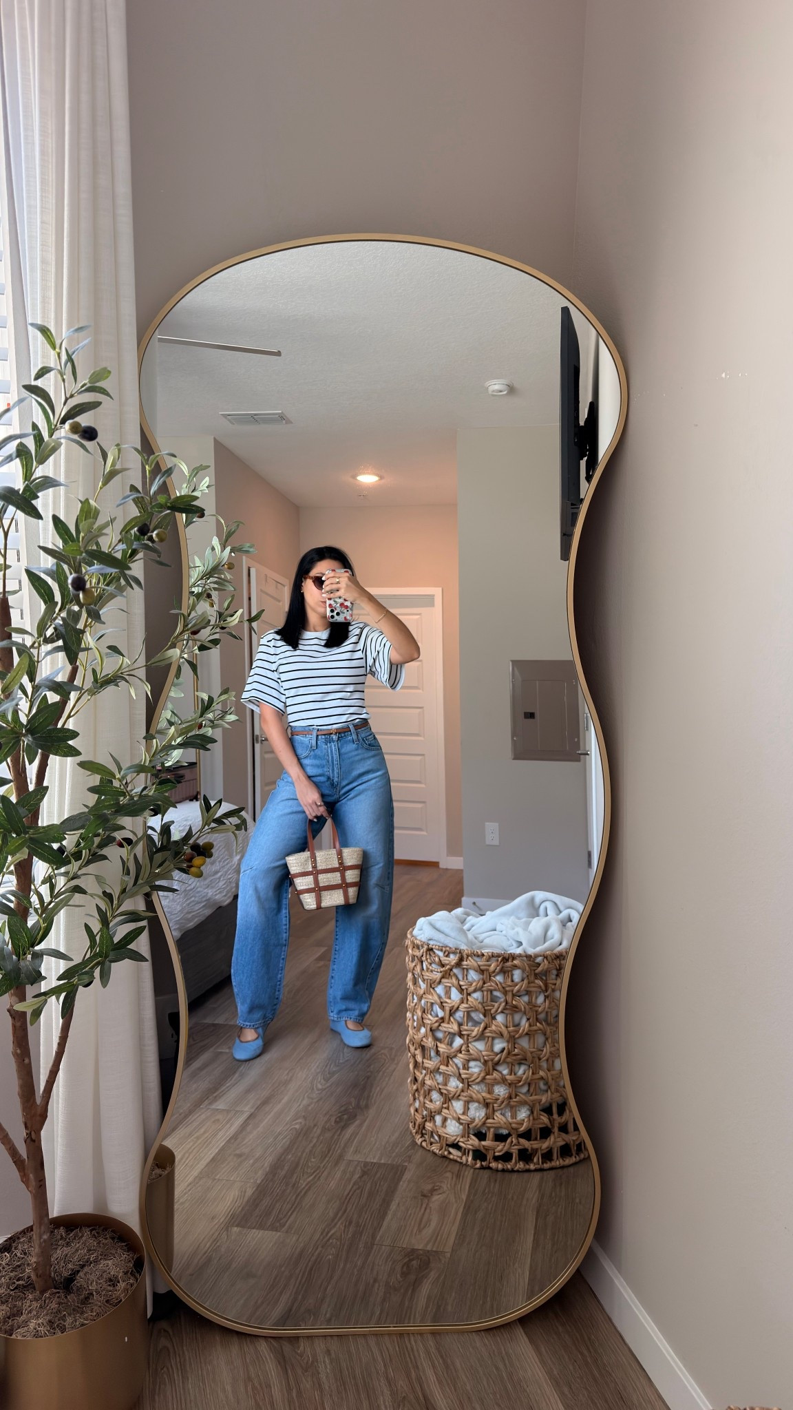 Daily Outfit Style 

#LTKootd #LTKSpringSale #LTKU