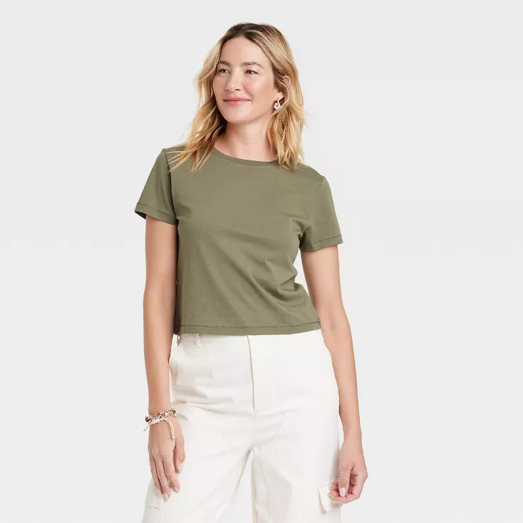 Women's Shrunken Short-Sleeve T-Shirt - Universal Thread™ | Target