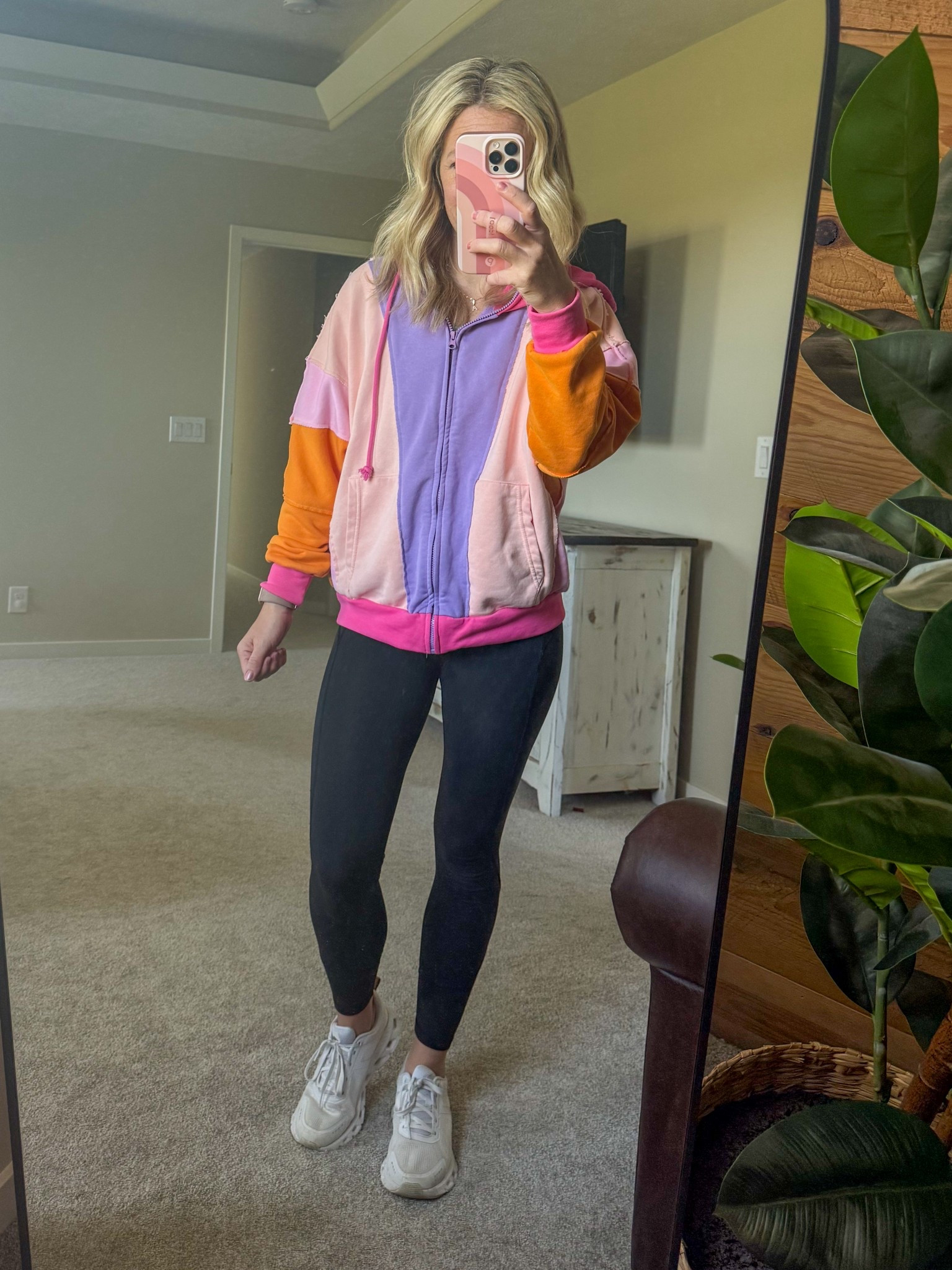 Casual mom outfit of the day 

#LTKStyleTip #LTKFindsUnder50