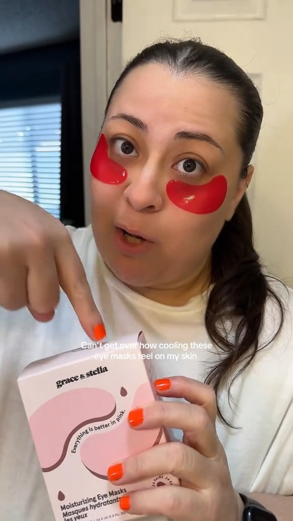 Grace & Stella Eye Mask Review… 

Absolutely wonderful for not only moisturizing your under eye but also cooling, revitalizing and depuffing all in one. These have been so wonderful to add to my morning routine everyday. 

#eyemasks #graceandstella #skincare 

#LTKPlusSize #LTKBeauty
