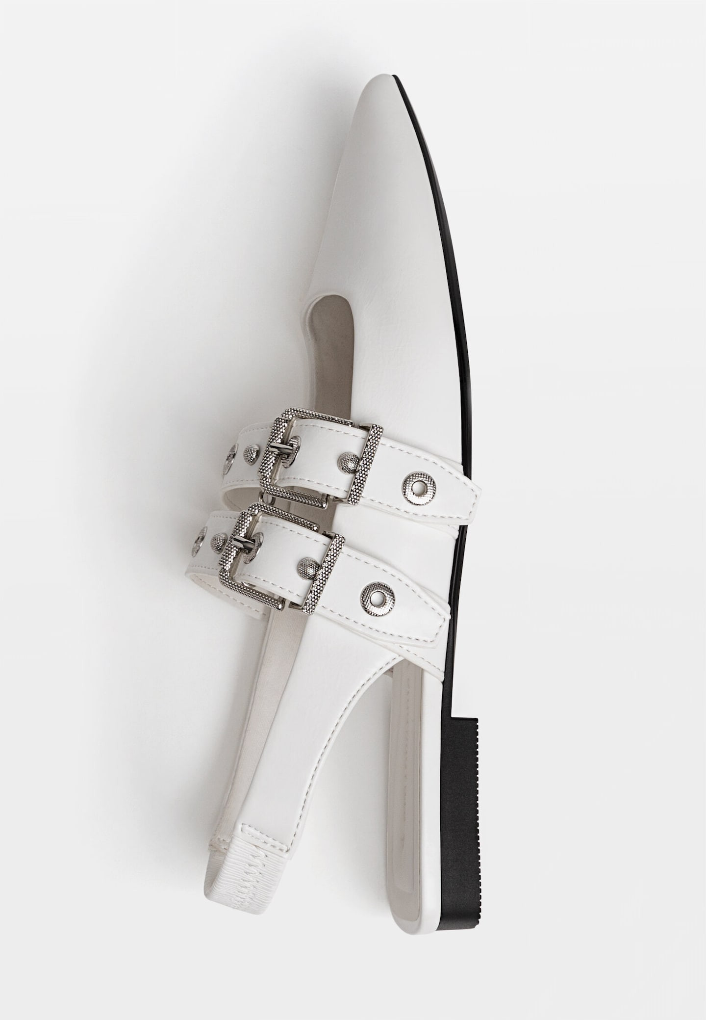 Flat shoes with buckle details | Stradivarius (UK)