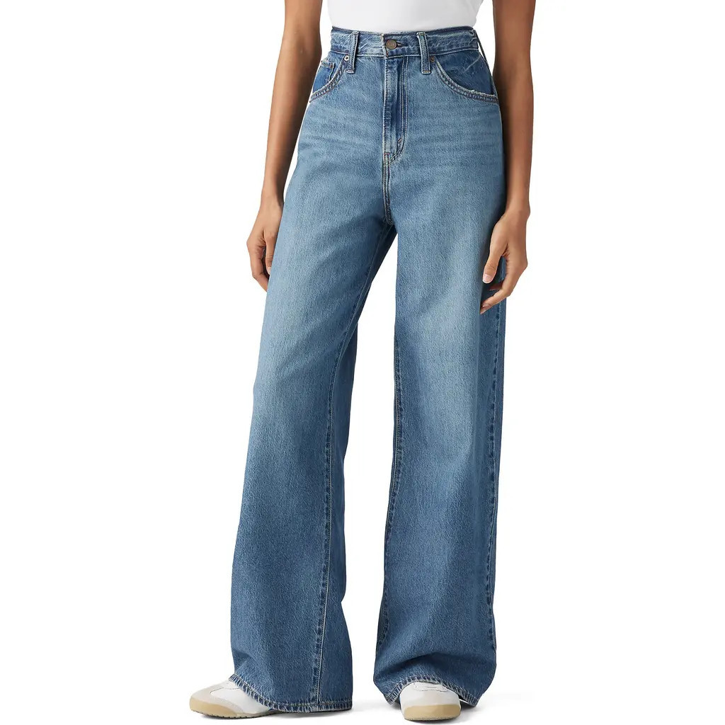 Levi's® Cinch Baggy Wide Leg Jeans in Chasing Dreams at Nordstrom Rack, Size 29 X 31 | Nordstrom Rack