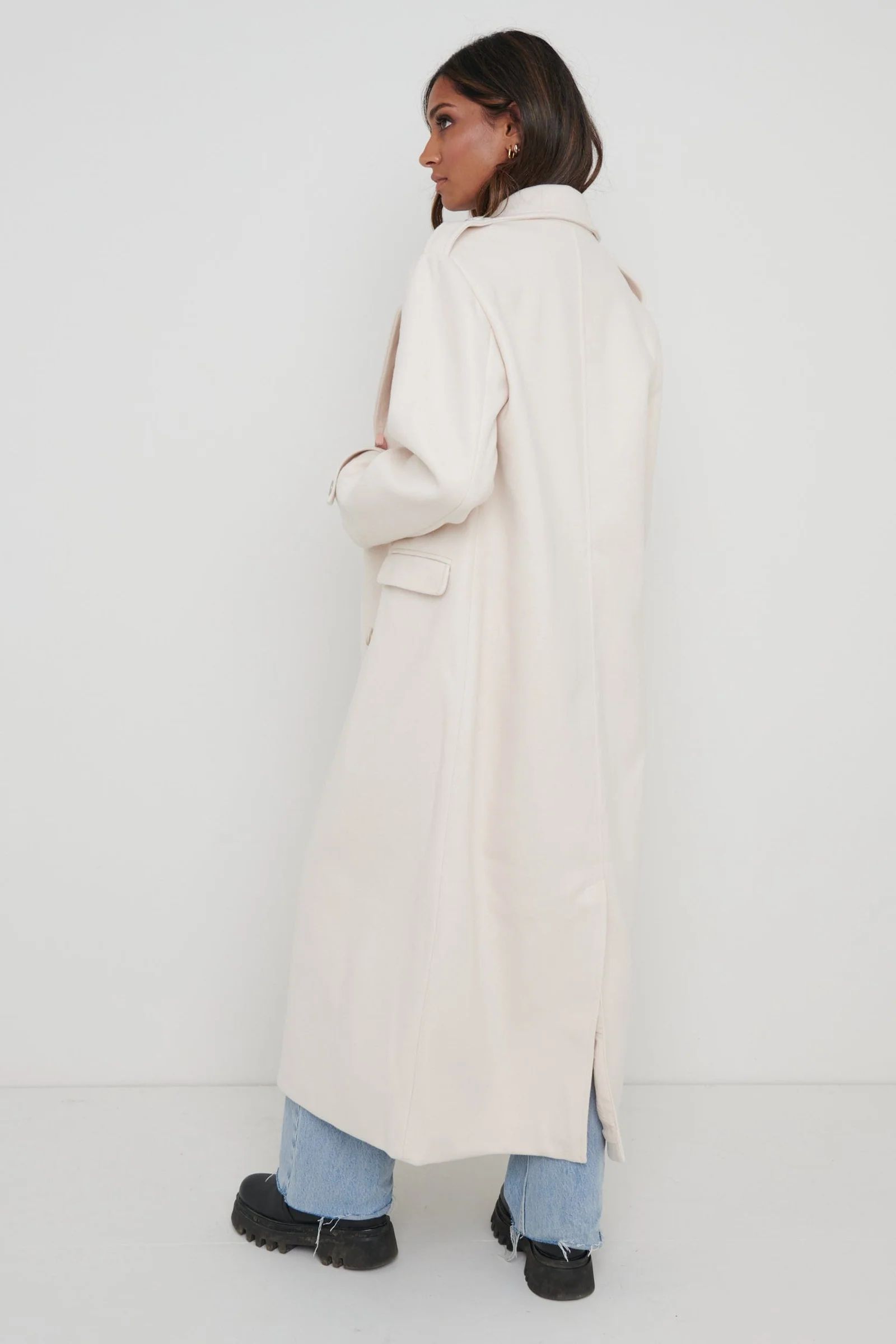 Harice Oversized Tailored Coat - Cream | Pretty Lavish (UK)