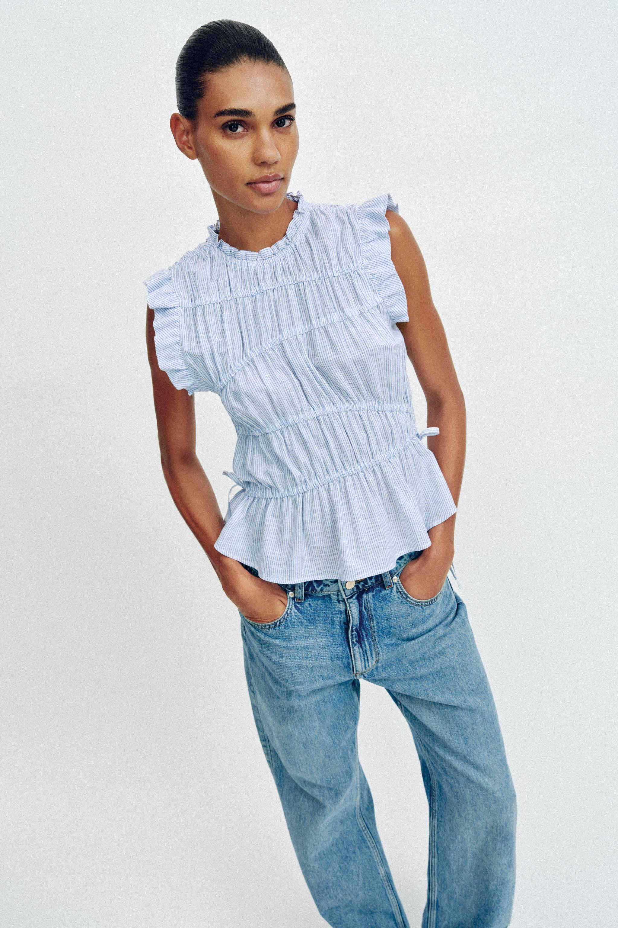 STRIPED STRETCH TOP | Zara US