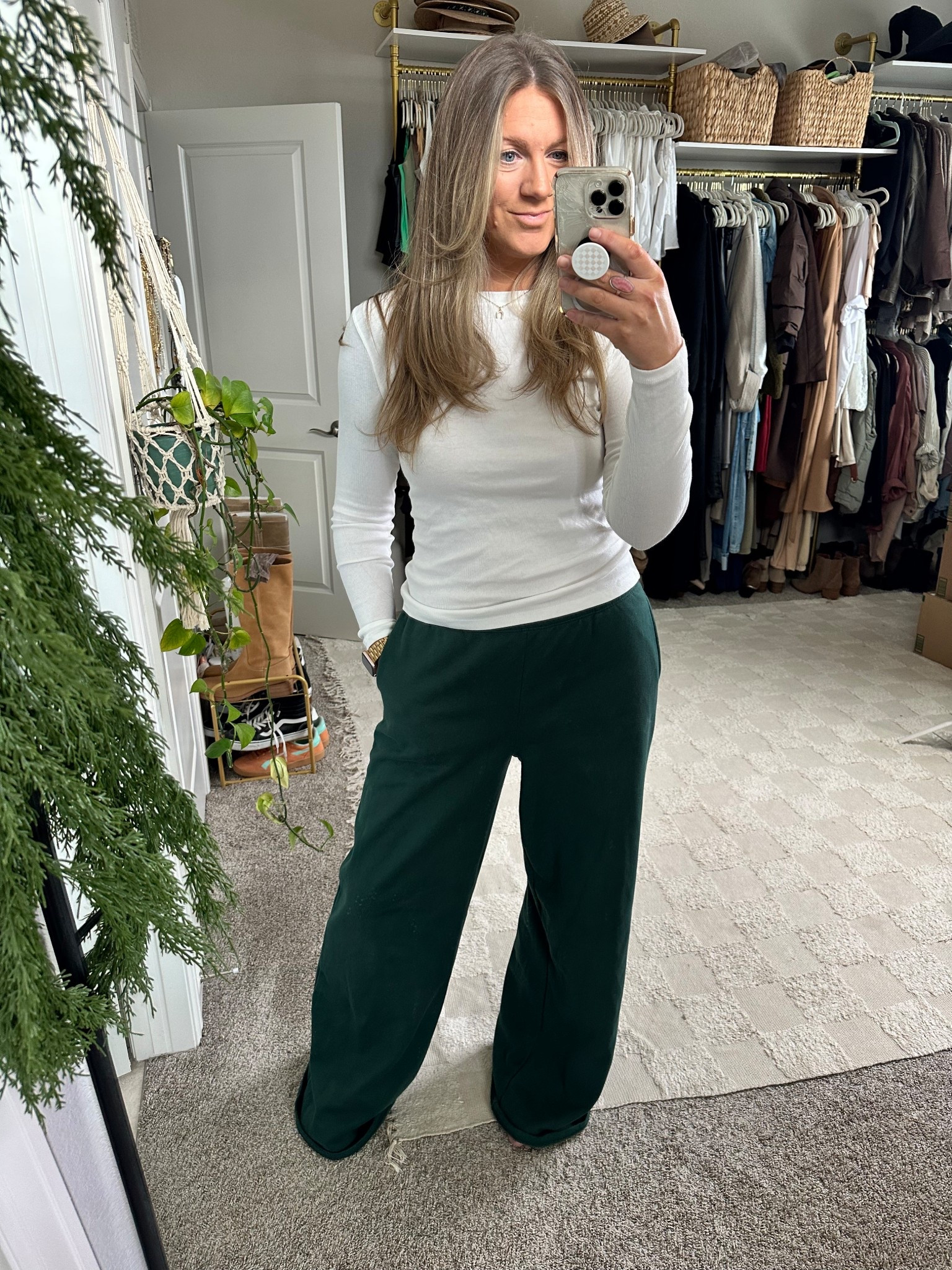 The warmest wide leg sweatpants have been restocked and in a TON of new colors! Wearing a medium tall. Large tee (also linked one that comes in lengths) 🇨🇦 links saved as “similar items” 

#LTKTall #LTKootd #LTKOver40