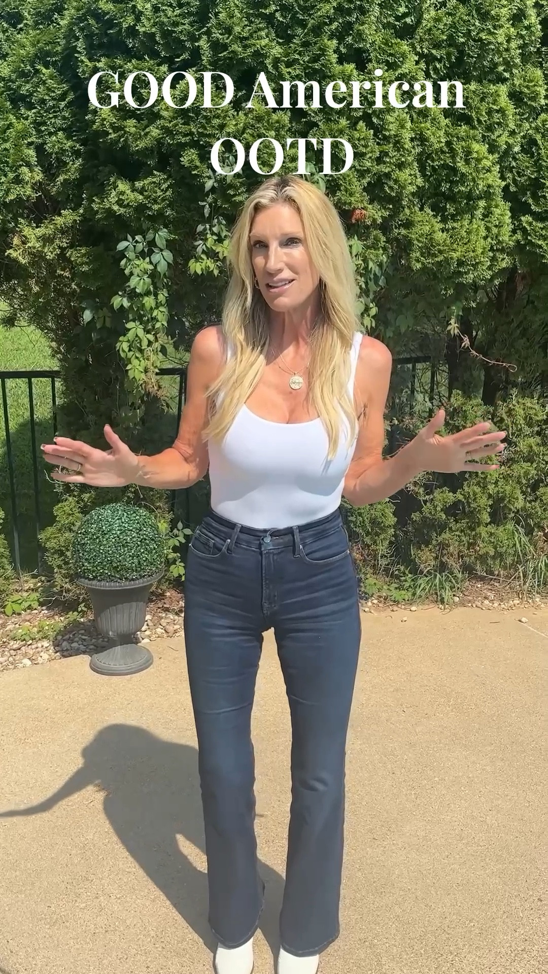 Good American OOTD! These Dolly Parton jeans are going to be perfect for Calgary 💓

#LTKStyleTip #LTKSeasonal #LTKOver40