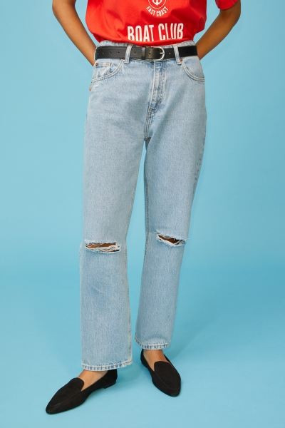 Loose-fit, 5-pocket jeans in thick cotton denim with heavily distressed details. Regular waist, z... | H&M (US + CA)