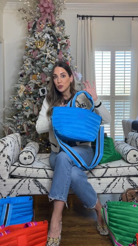 Sharing some gift ideas for your girlies -

Beach bum cooler bag in mini and maxi = obsessed 

pickleball bag for your sporty gal 

the bar bag for the fashionista 

20% off with code KAT20

#LTKGiftGuide #LTKitbag