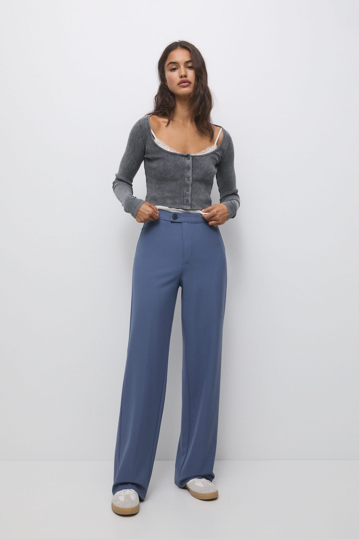 Straight-leg darted smart trousers | PULL and BEAR UK