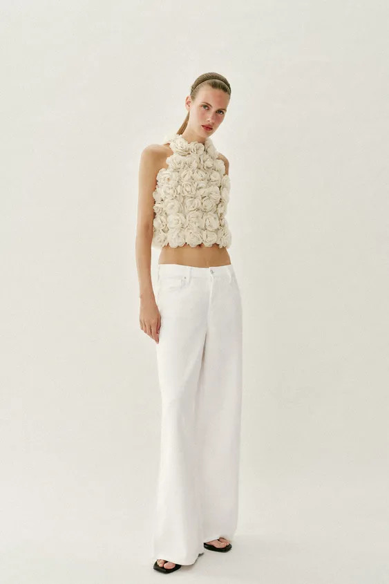 FLORAL TEXTURED KNIT HALTER TOP | Zara US