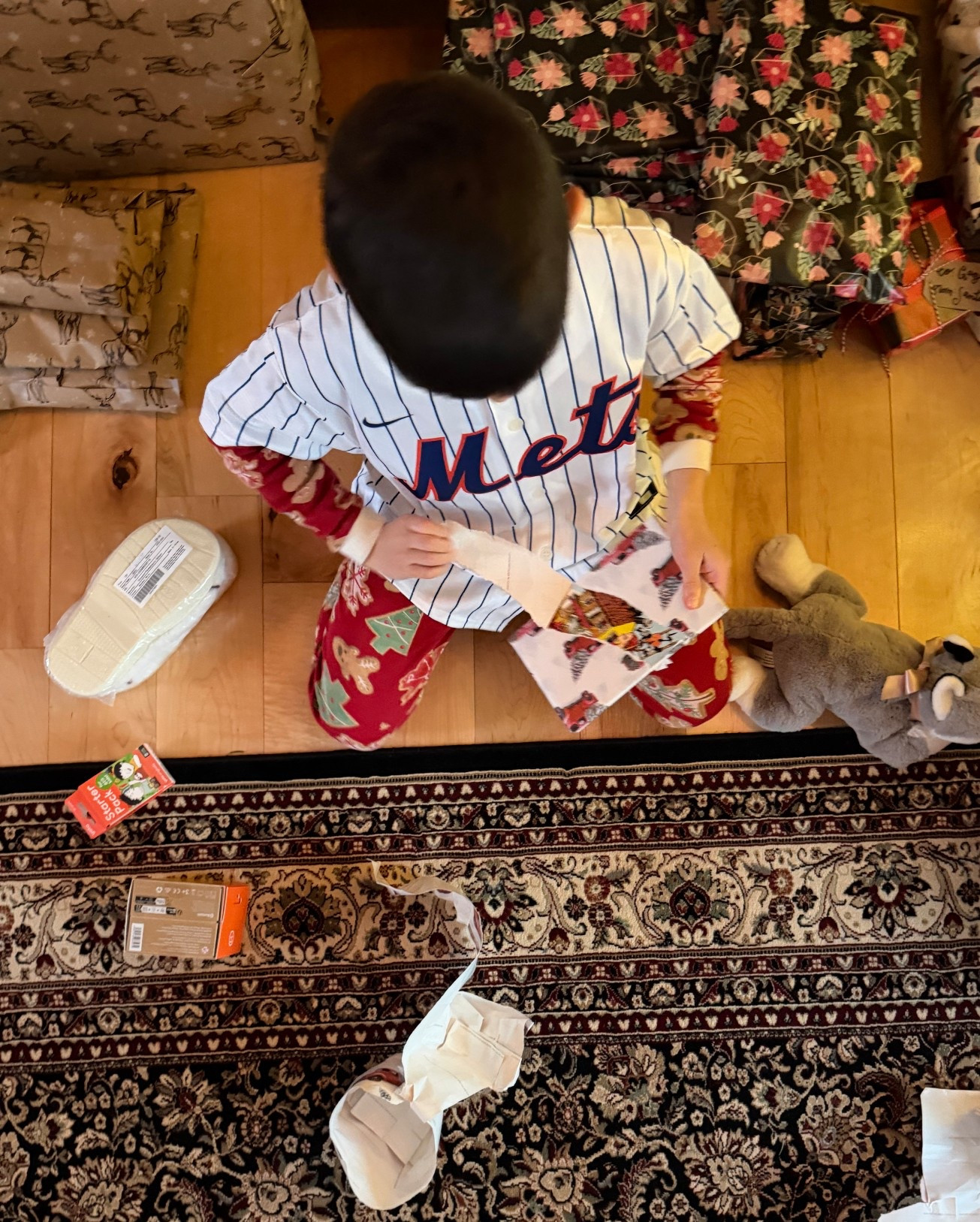 Santa brought Mets jerseys and baseball slippers!

#LTKHoliday #LTKKids #LTKActive