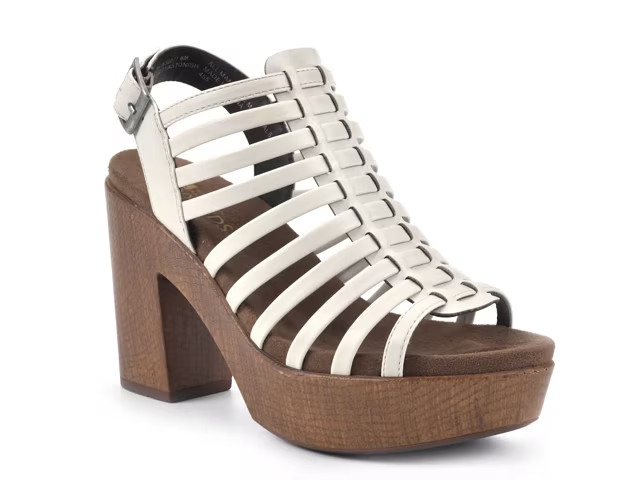Astonish Platform Sandal | DSW