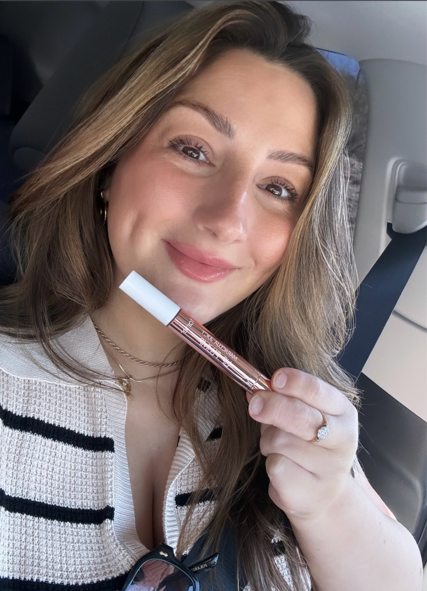 Color: peachy beige
Lip gloss

#LTKBeauty #LTKTravel #LTKParties