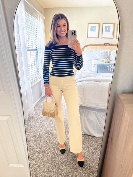 Spring outfit idea! Wearing an XS in top and 25/reg in jeans!

Spring outfit // work outfit // casual outfit // 

#LTKstyletip #LTKSeasonal
