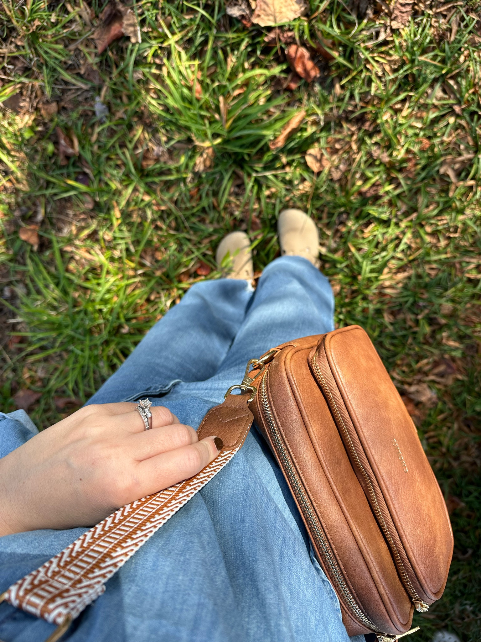 This cross body bag is so cute for fall and so soft! 🍂😍 Both the bag and the top (and everyday essential) are on sale!

#LTKStyleTip #LTKSaleAlert