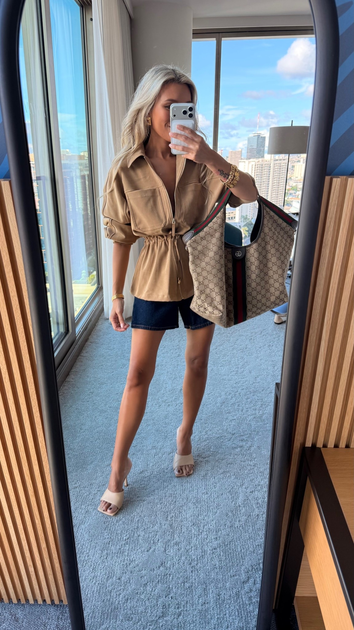 Zara outfit, quite obsessed. Shorts in 0, jacket in xs. Bottega heels a 

#LTKStyleTip #LTKPetite #LTKFindsUnder50