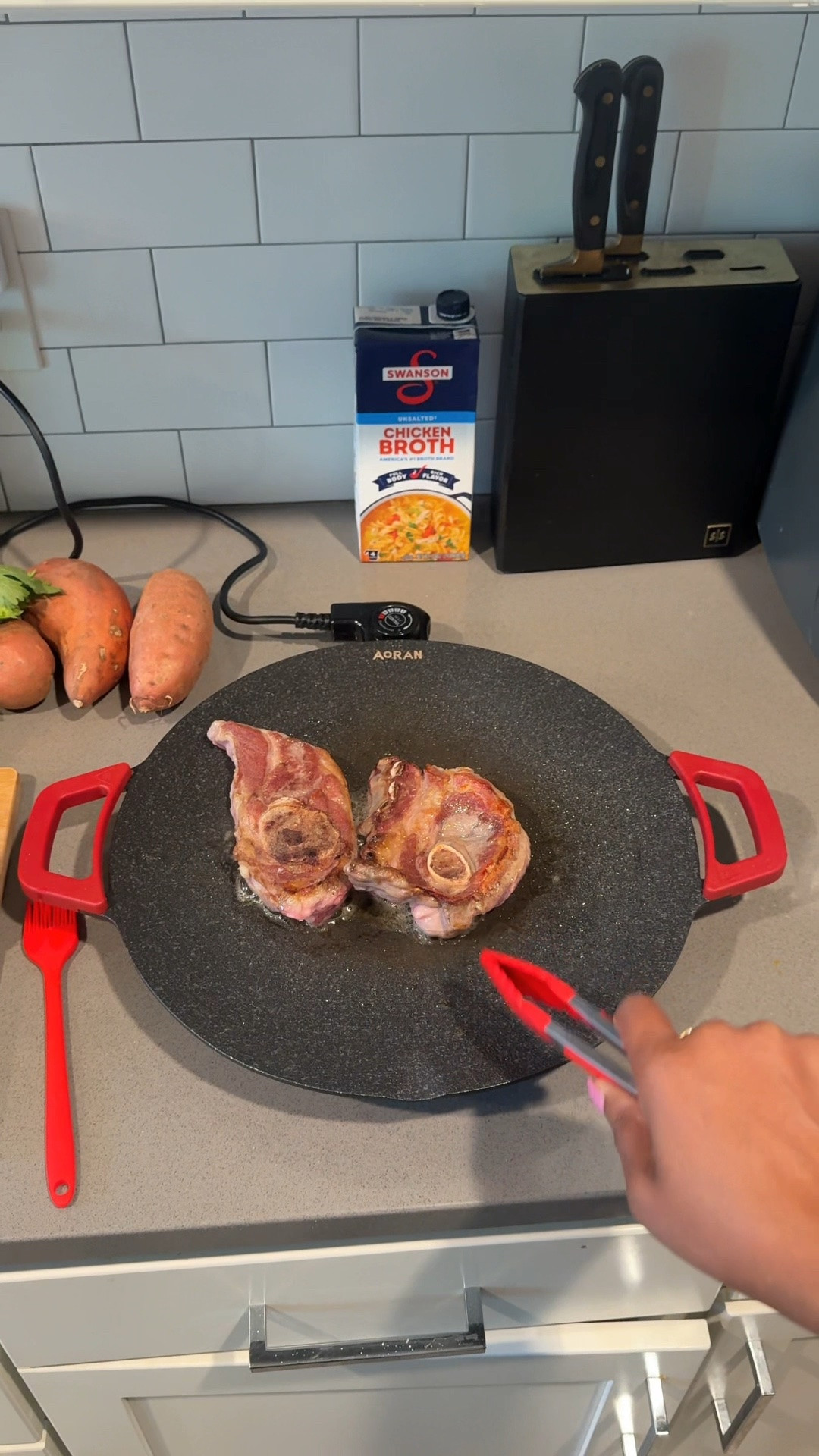 Korean bbq smokeless indoor grill for hibachi, grilling, and easy dinners.