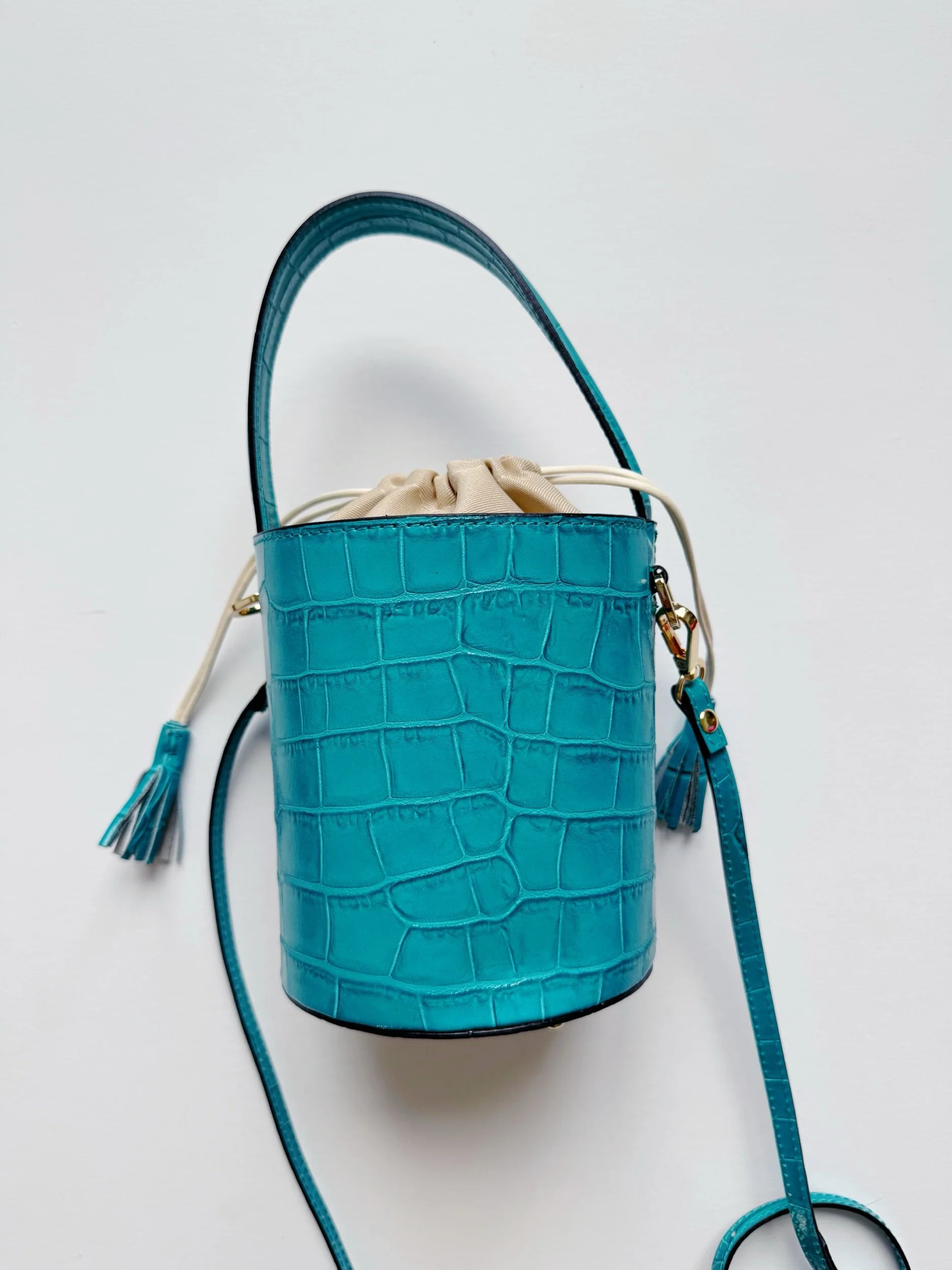 CC X CG Turquoise Crocodile Embossed Leather Bucket Bag | Colores Collective