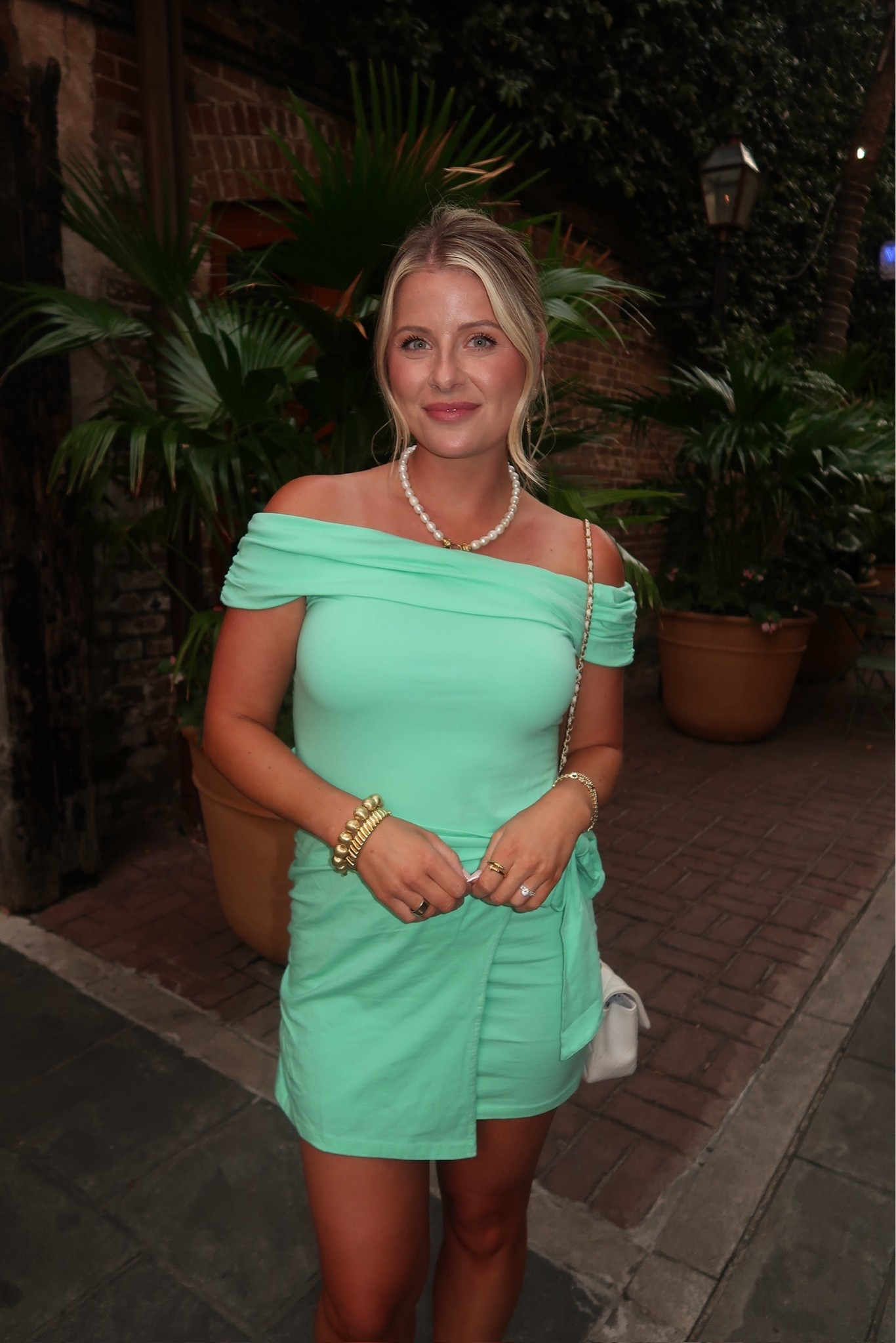 Girls trip dinner night dress! Loving our little vacation and have been to some cute cocktail hours in the summer mini dress! 




Ootd, mini dresses, summer dresses, vacation dresses, girl trip outfits, GRWM, free people, beach trip dress, cocktail dress, date night dress

#LTKootd #LTKgrwm #LTKTravel