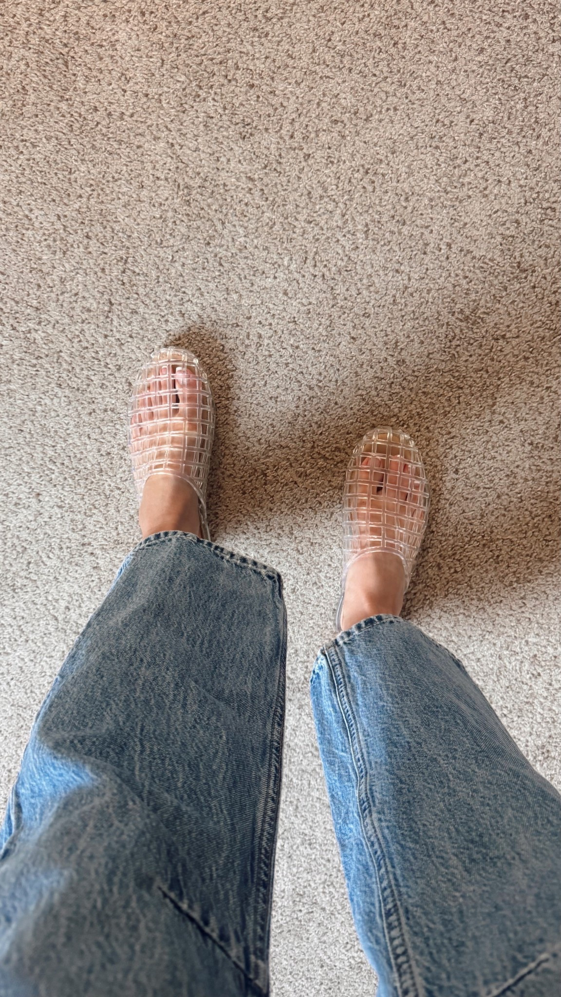 These @Target jelly mules are so cute + SO COMFY!! 

#LTKootd #LTKSeasonal #LTKU