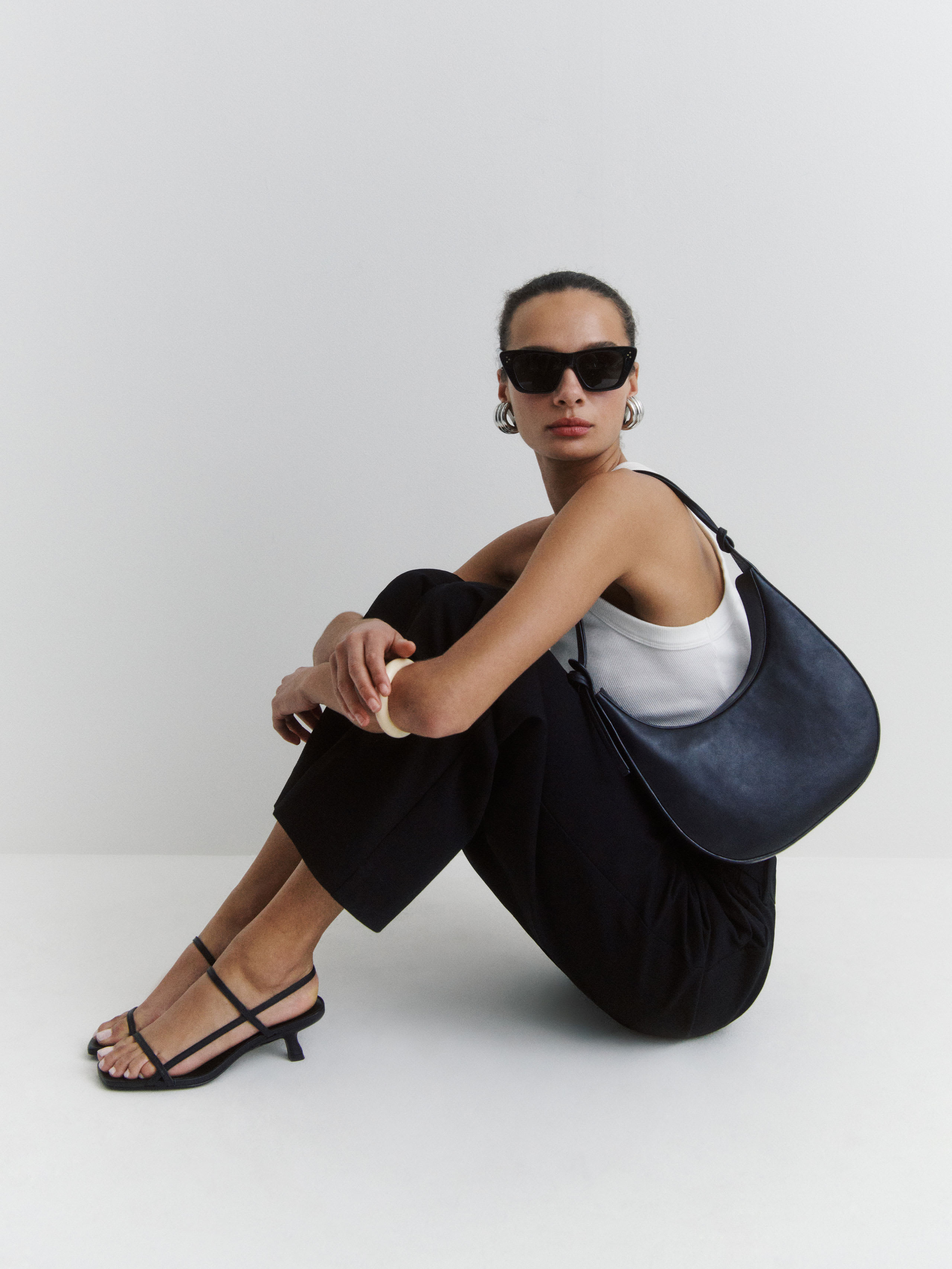 Medium Rosetta Shoulder Bag | Reformation (Global)