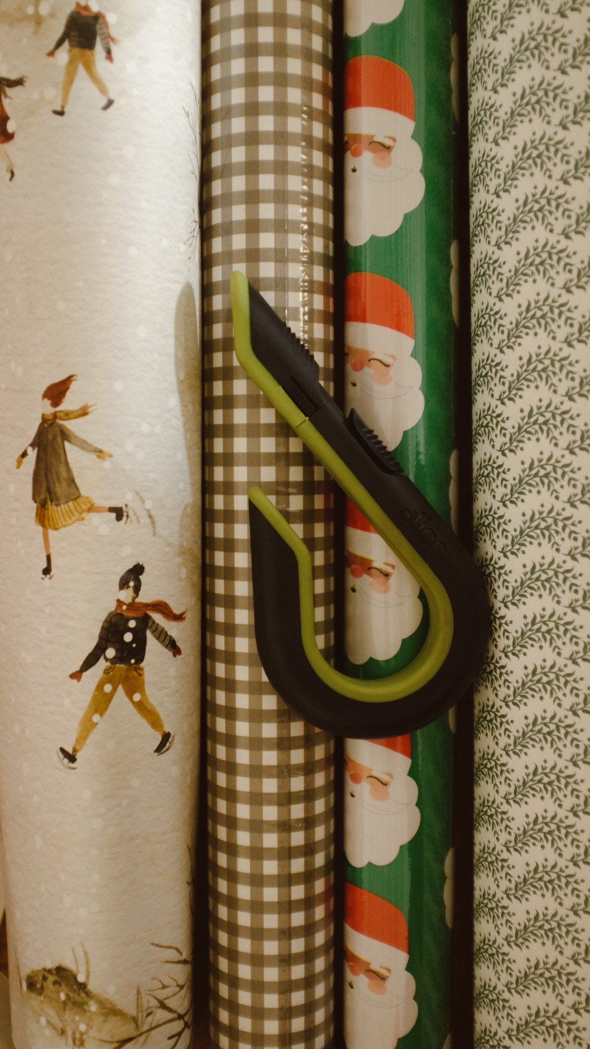 box cutter for opening mail and some of my favorite wrapping paper 

#LTKdayinmylife #LTKGiftGuide #LTKHoliday