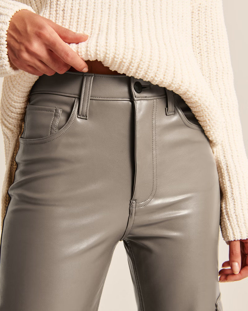 Women's Vegan Leather Cargo 90s Relaxed Pants | Women's Bottoms | Abercrombie.com | Abercrombie & Fitch (US)