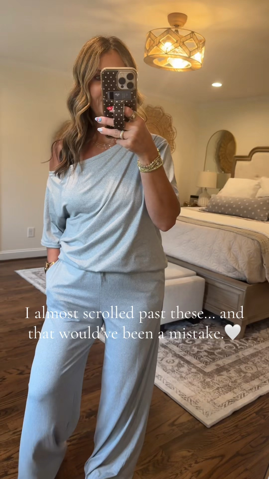 Here’s an LTK caption that fits your style:

The comfy set everyone keeps asking about 🤍
Soft, lightweight, and the perfect throw-on outfit for running errands, traveling, or lounging at home. I’m 5’4” and wearing a medium. Linked here in my LTK!

#LTKStyle #LTKFinds #EverydayStyle #ComfyOutfit #NeutralStyle