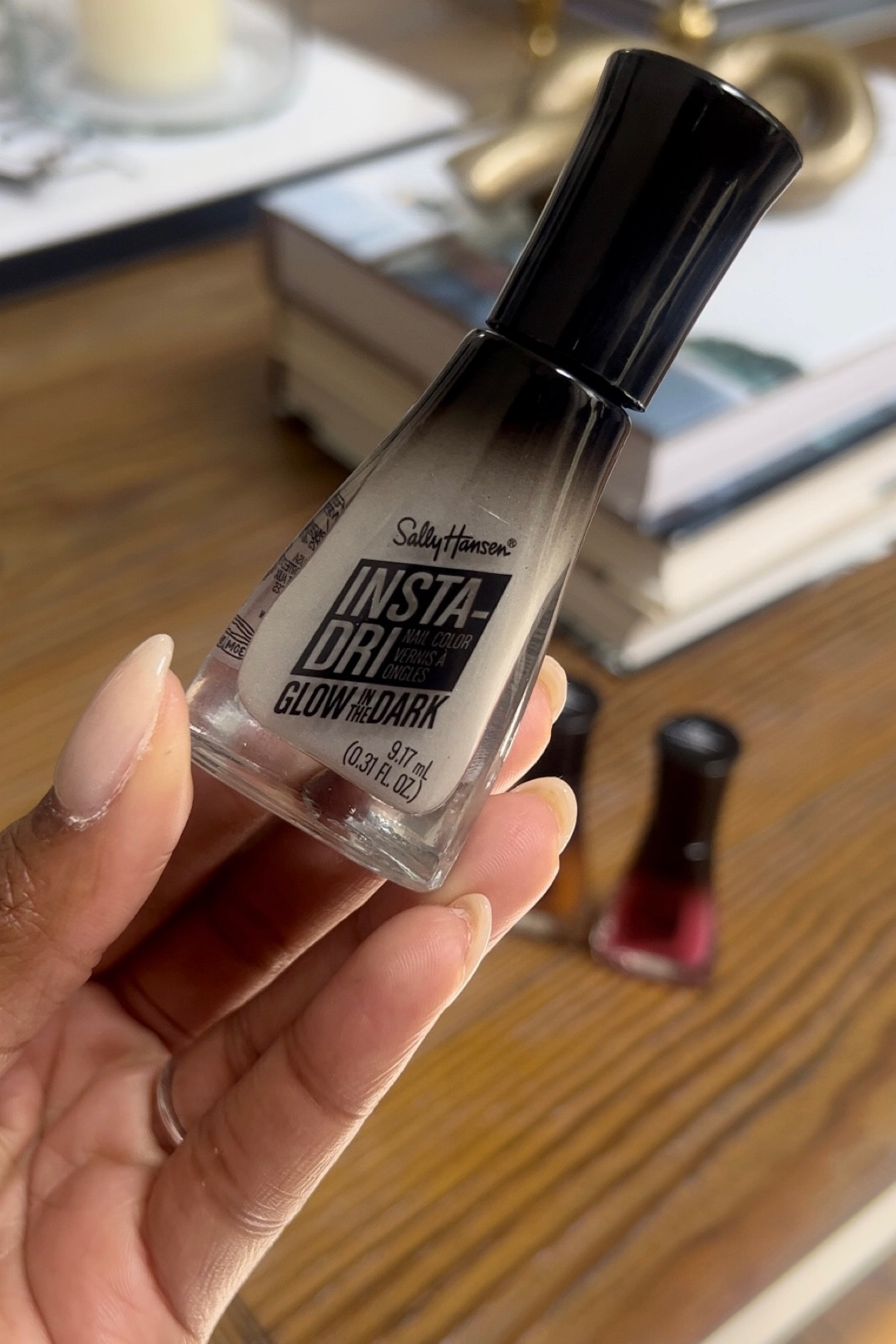 #ad FAV neutral nail color for fall 🤍 “bat-to-the-bone” by Sally Hansen. Shop at Target! 

@shop.ltk #liketkit @target  #TargetPartner #Target #sallyhansen

#LTKfindsunder50 #LTKsalealert #LTKstyletip