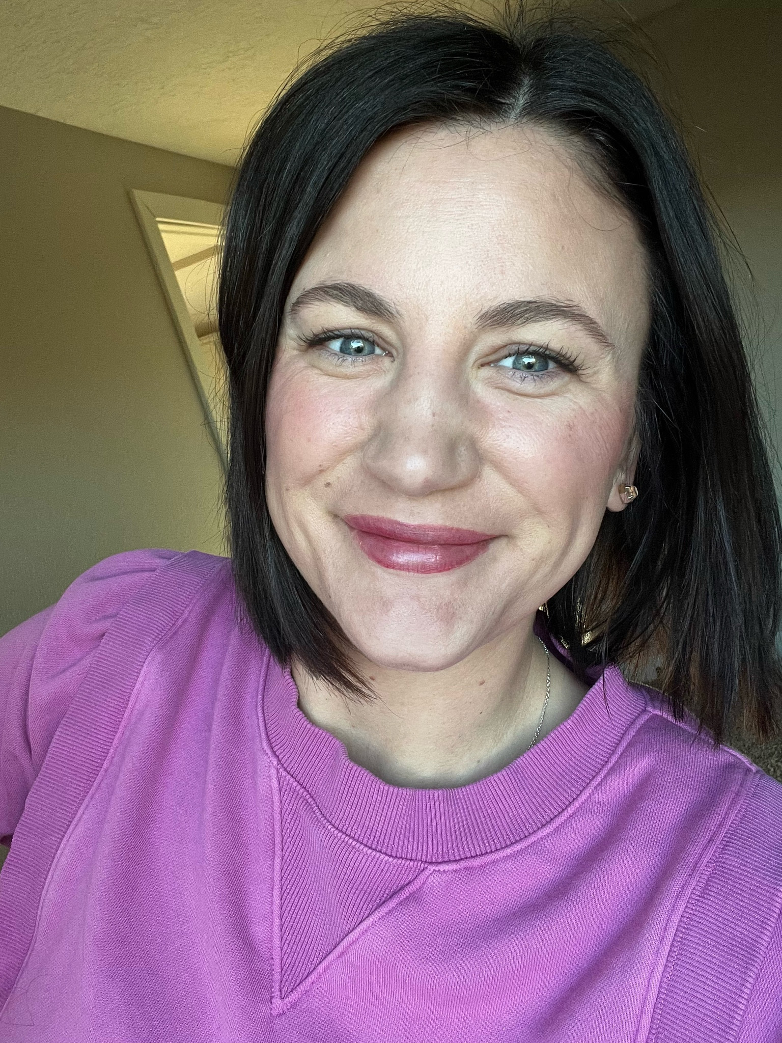 New lip stain from pretty smart at Walmart! This shade is called whoa hue! It was long lasting and didn't dry out my lips! 