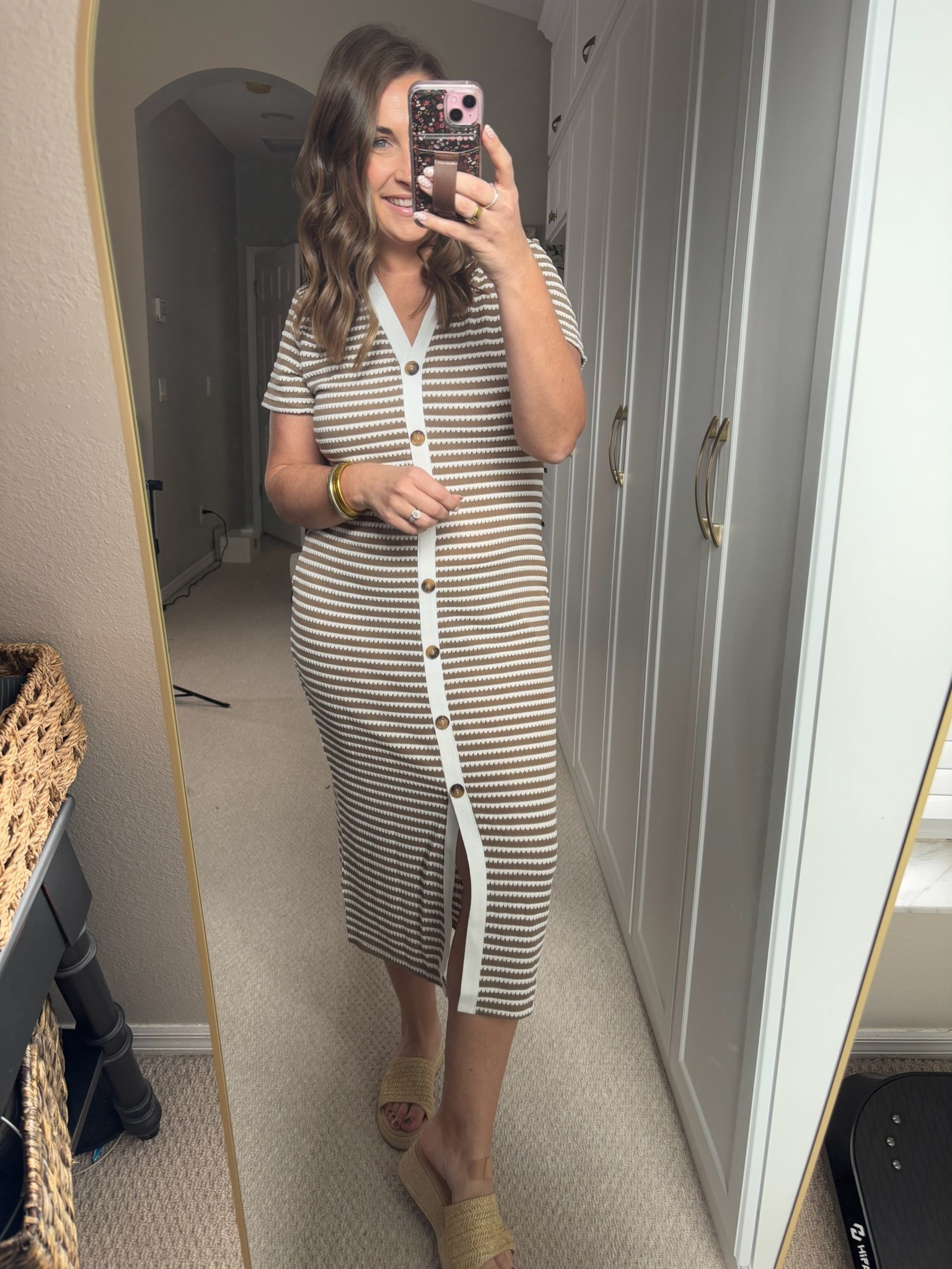 Neutral knit dress that’s as comfy as it is cute 🤎 easy to dress up or keep casual!

dress, spring, summer, vacation, Amazon 

#LTKSeasonal #LTKSaleAlert #LTKootd