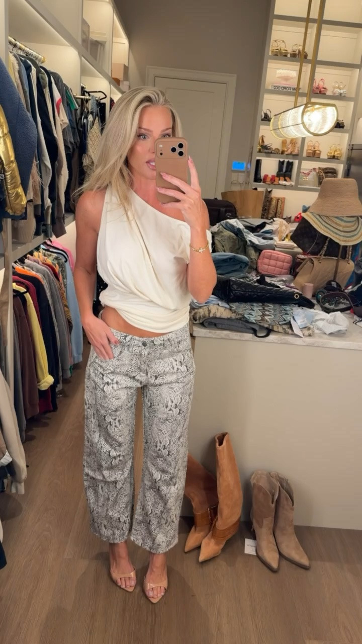 #walmartpartner @walmartstyle

Wearing size medium and I’m 5’9

#LTKootd #LTKgrwm #LTKstorytime