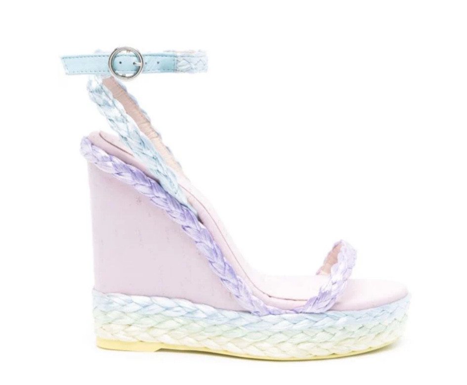 Need 

#LTKSaleAlert #LTKSeasonal #LTKStyleTip