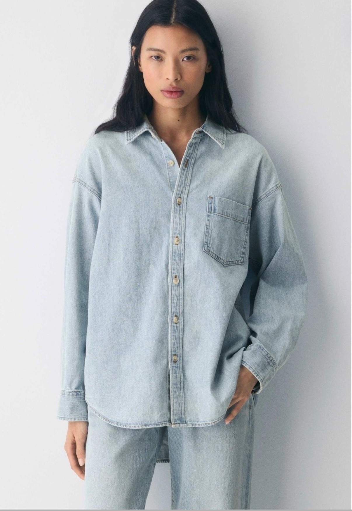 one of my favorite purchase.  great for all seasons
