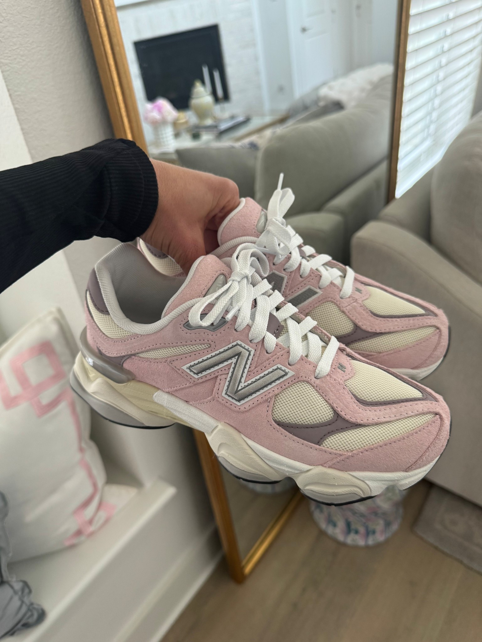 Pro tip: if you’re a women’s size 8.5 or under, buy the big kids shoes & save money!! Check the size chart for conversions but for reference I’m a 7-7.5 and bought a big kids size 6 in these New Balance 9060s 🌸👟 (Also linked mini colorways they have to match your littles 🥹)


New balance, sneakers, cute shoes, spring shoes, tennis shoess

#LTKActive #LTKfitnessgoals #LTKmomlife