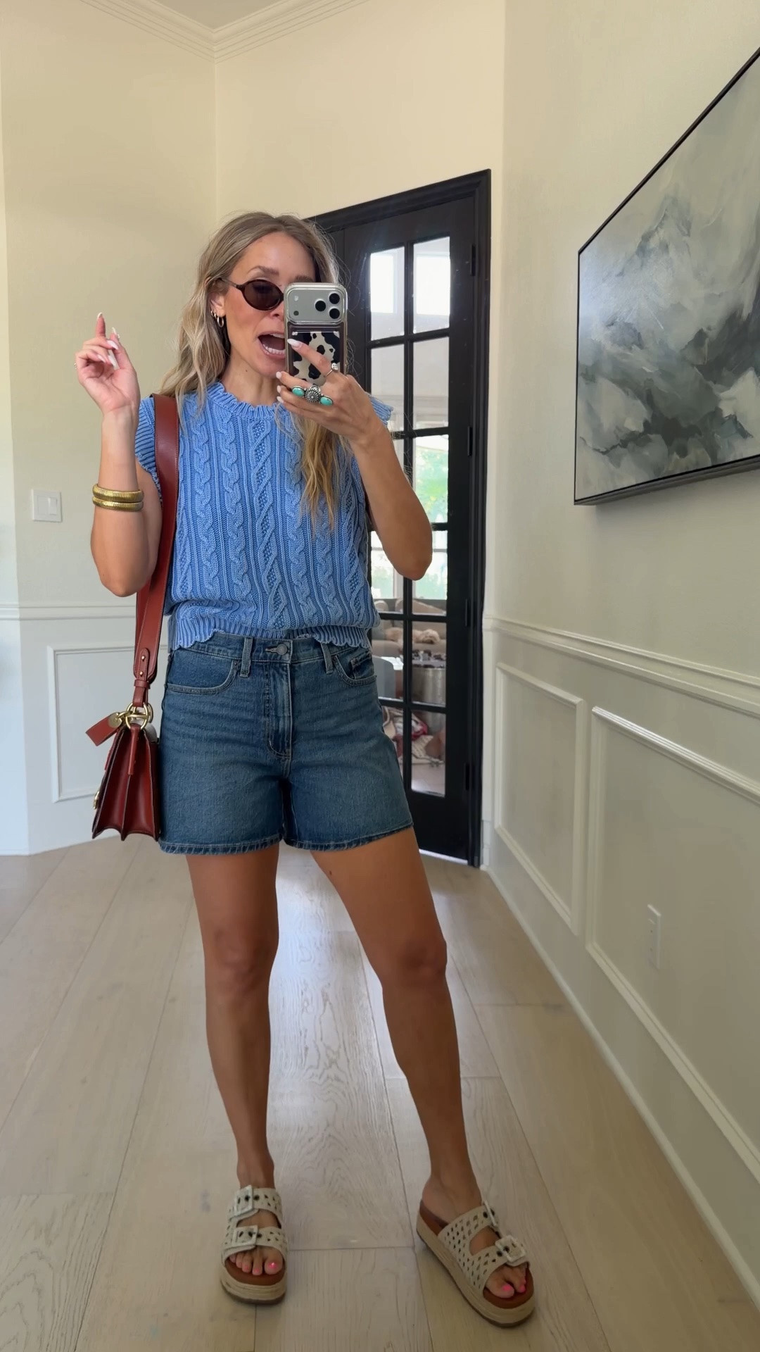 🤍 Cannot believe my entire outfit is WALMART!!!!!! 100/10! 

Wearing size s / my tts in top & size 4 in shorts. 

5’5” | 120ish lbs