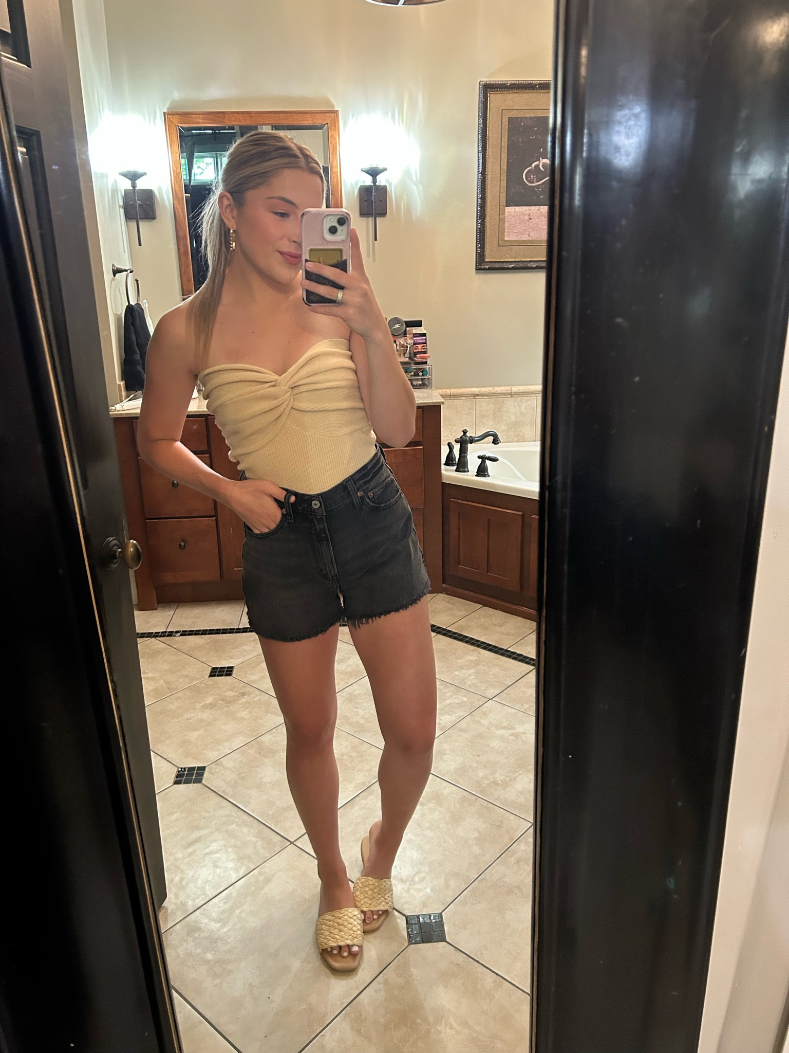 Cute easy outfit! $20 top! 

Barbecue outfit 
Amazon fashion 
Bar outfit 
Going out outfit 
GNO outfit 

#LTKFind #LTKunder50 #LTKstyletip