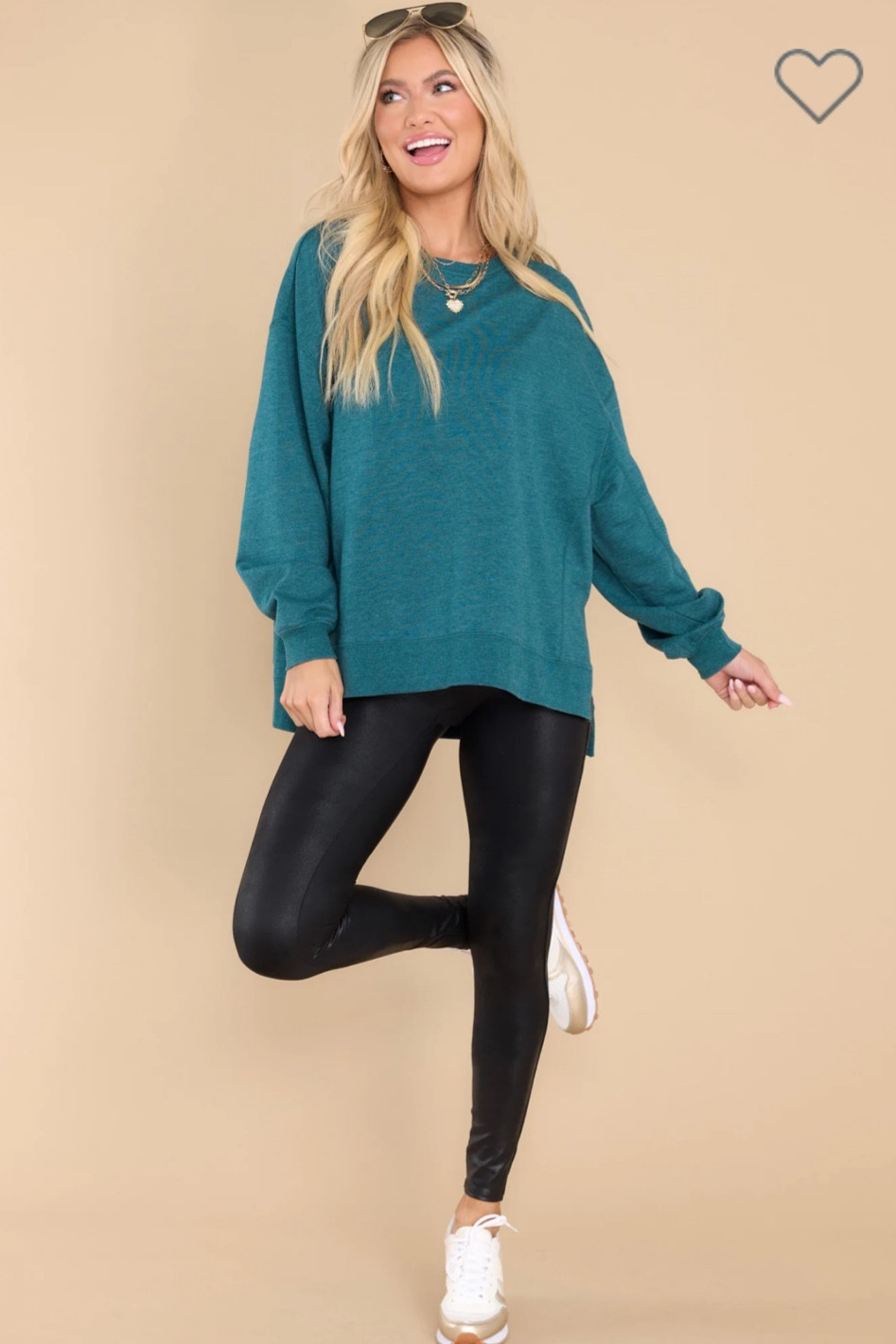 pullover! comes in so many colors!!❤️🧡💛💚💙💜💗

#LTKunder100 #LTKSeasonal #LTKHoliday