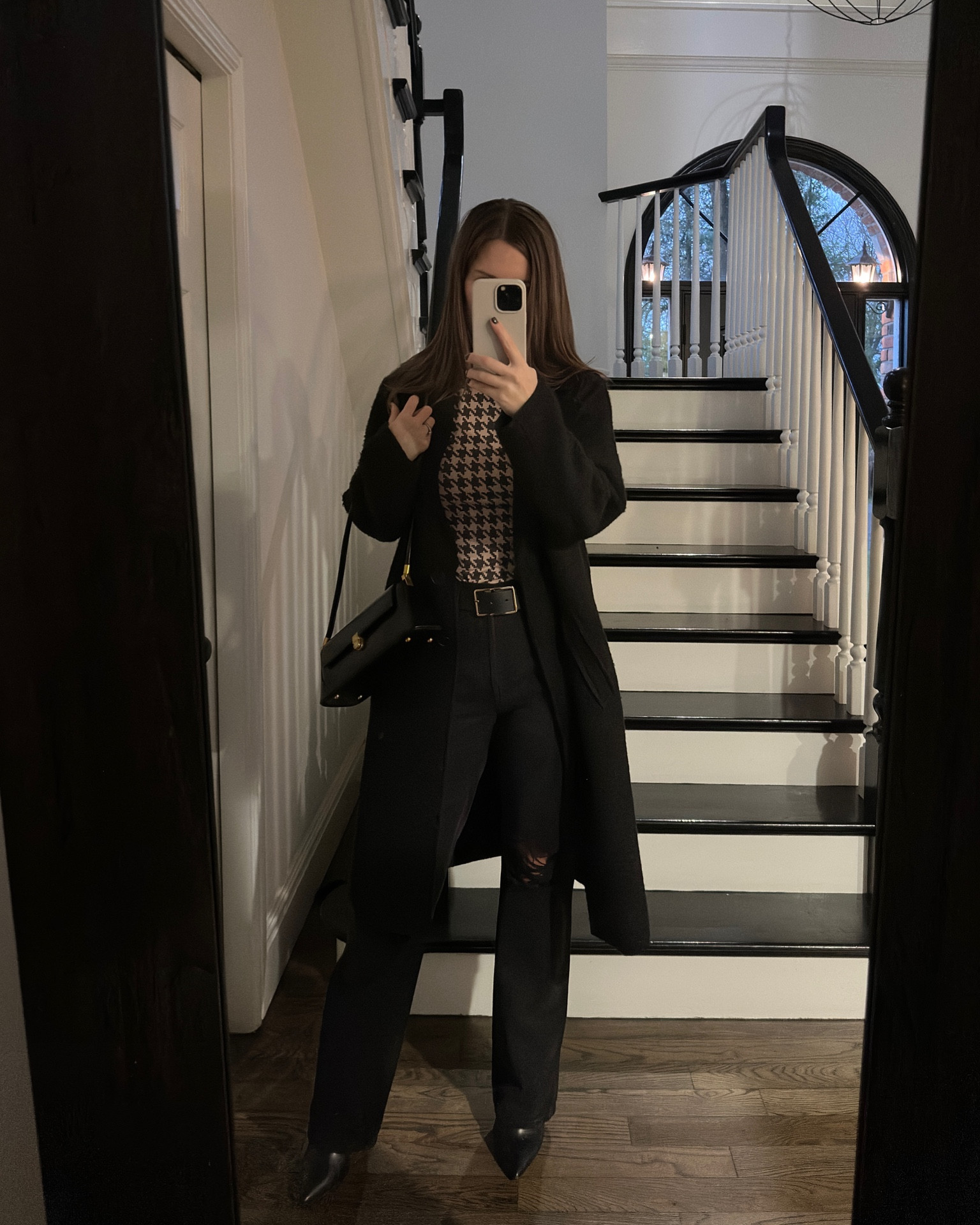 Shirt size S, jeans size 26

#LTKcanada