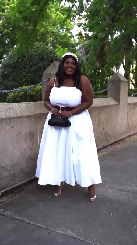 this dress is under $40 and comes in a blue stripe option. Wearing a size 20.

Strapless bra linked as well. Headband is old but I’ve linked something similar 

White dress, spring dresses, wedding rehearsal dress, vacation outfit, plus size fashion

#LTKsalealert #LTKplussize #LTKfindsunder50