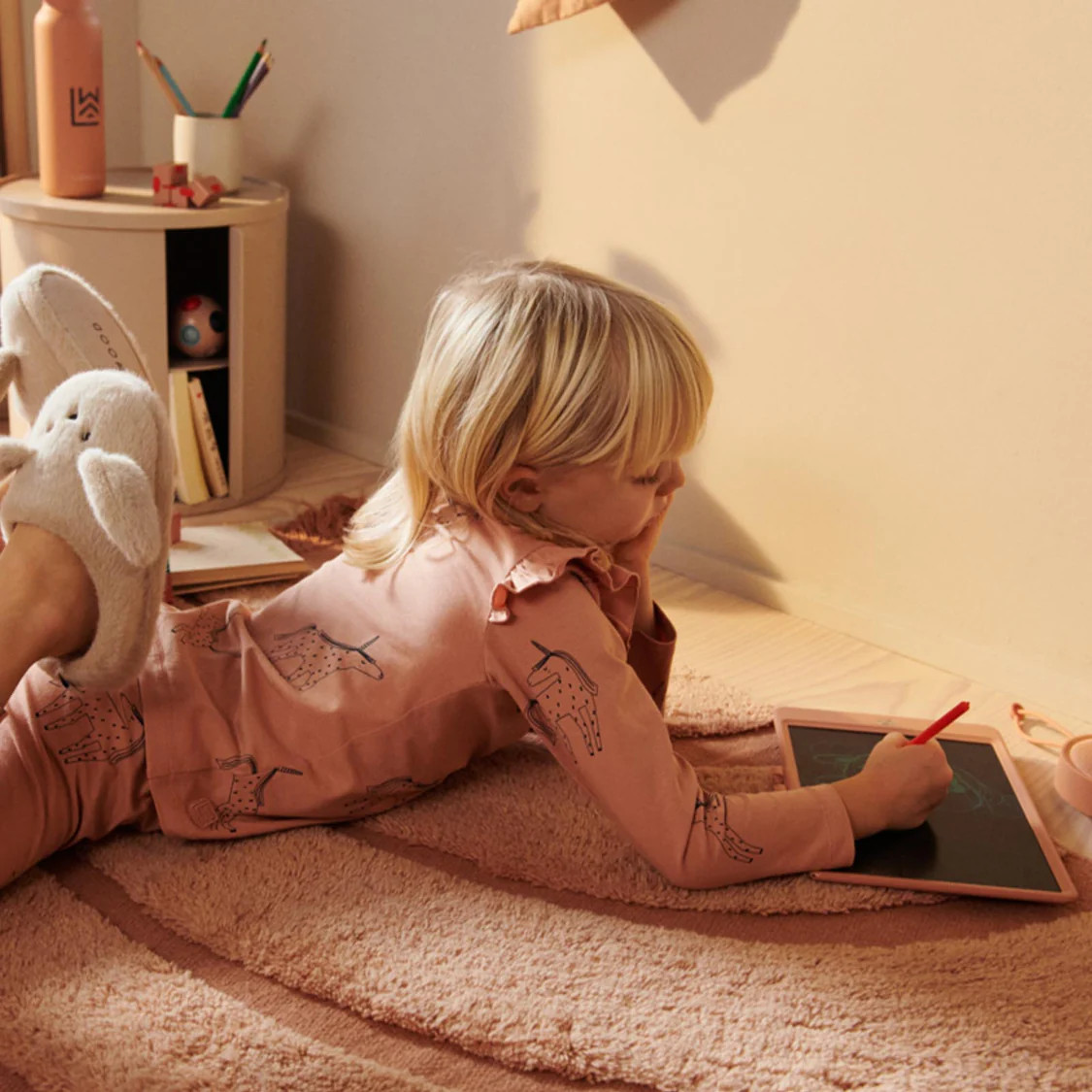 Liewood Zora Magic Drawing Board 10 Inches | Baby Mori