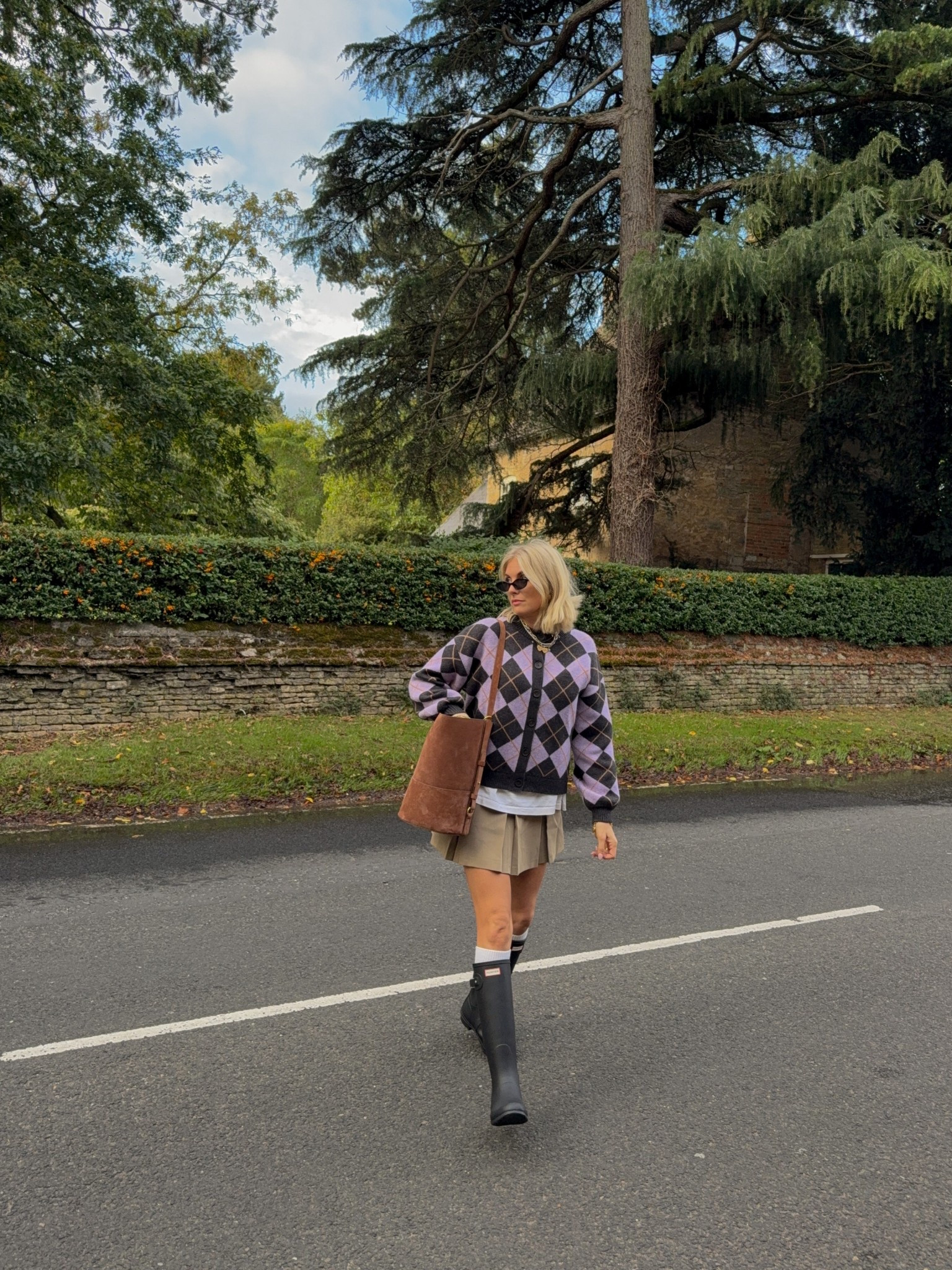 Use code WXVK for 15% off my cardigan 👍🏻✨ autumn outfit inspo, brown suede tote, hunter wellies, argyle knit 

#LTKautumn #LTKuk #LTKFashionMonth